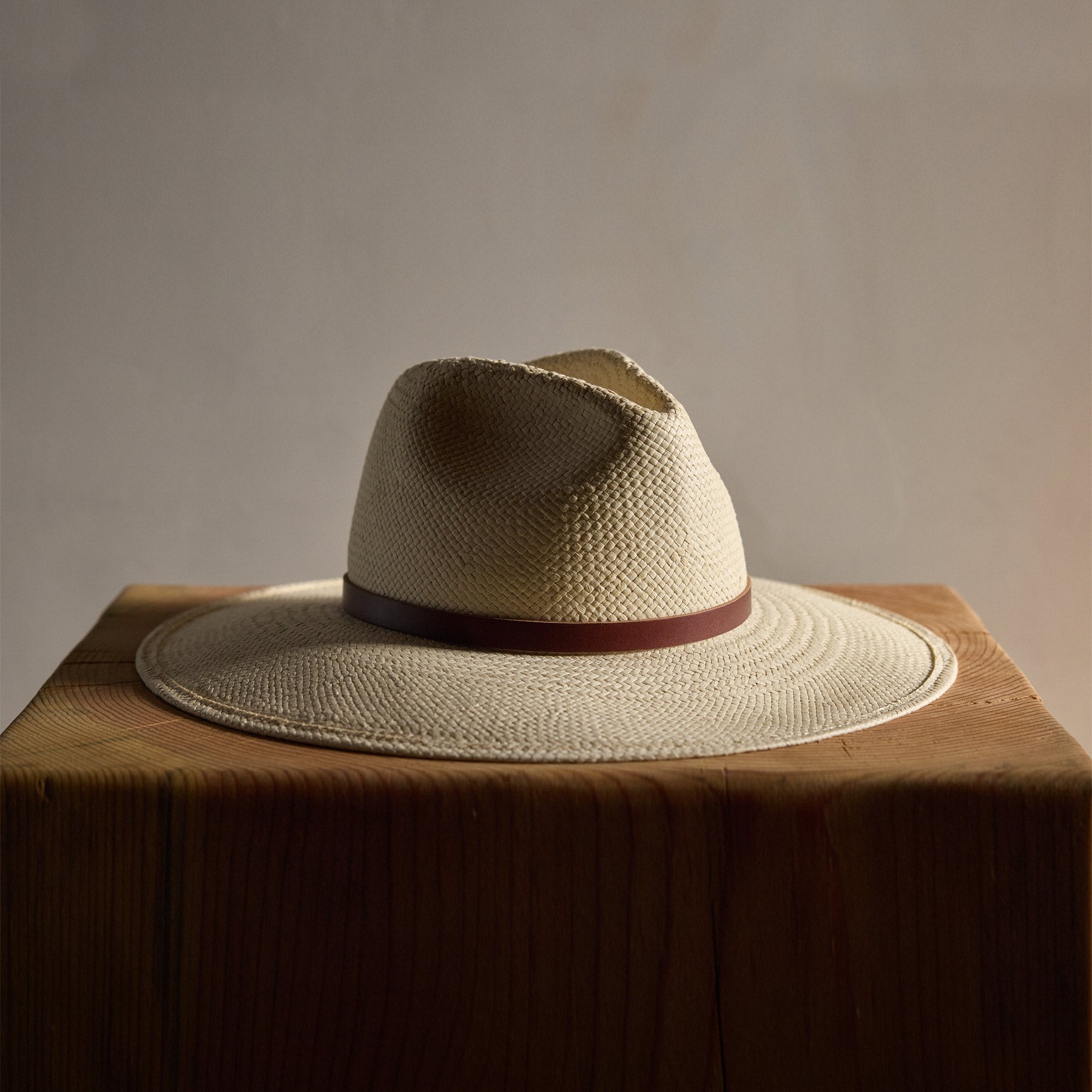 Janessa Leone Judith Natural Straw Hat - Women's Wide Brim Sun Hat for Beach, Garden & Summer Outdoor Activities