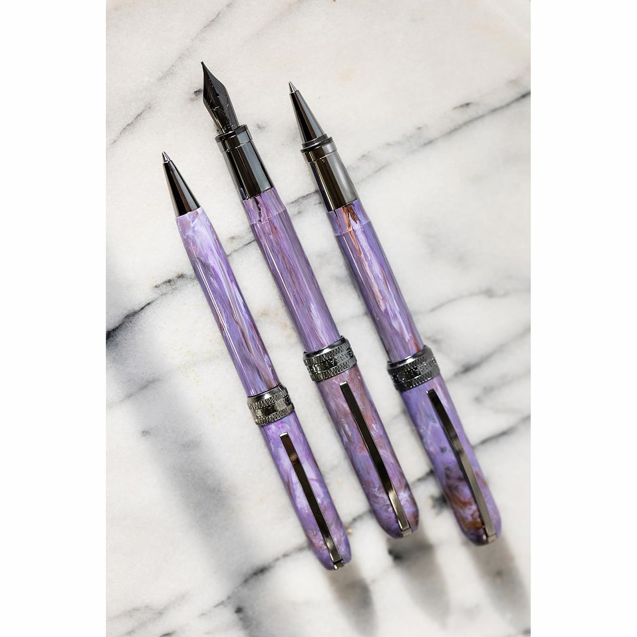 Visconti Rembrandt S Lavender Fountain Pen - Premium Italian Writing Instrument for Calligraphy, Journaling & Gift Giving