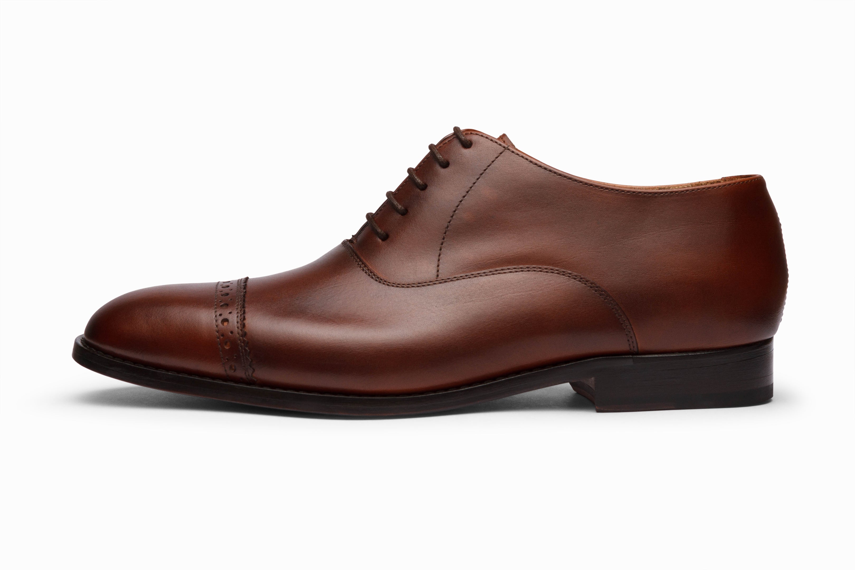 Stylish Brown Quarter Brogue Oxford Shoes for Men - Perfect for Business, Formal Events & Office Wear
