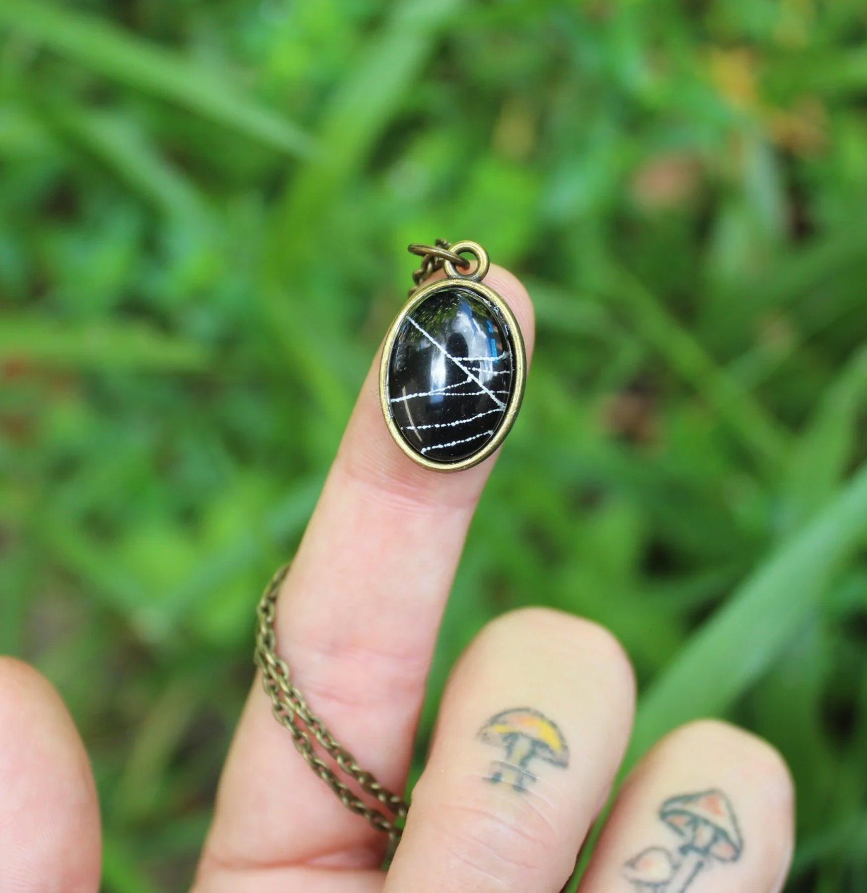 Unique Preserved Real Spider Web Necklace - Handmade Gothic Jewelry for Women - Perfect for Halloween, Cosplay & Dark Fashion Accessories