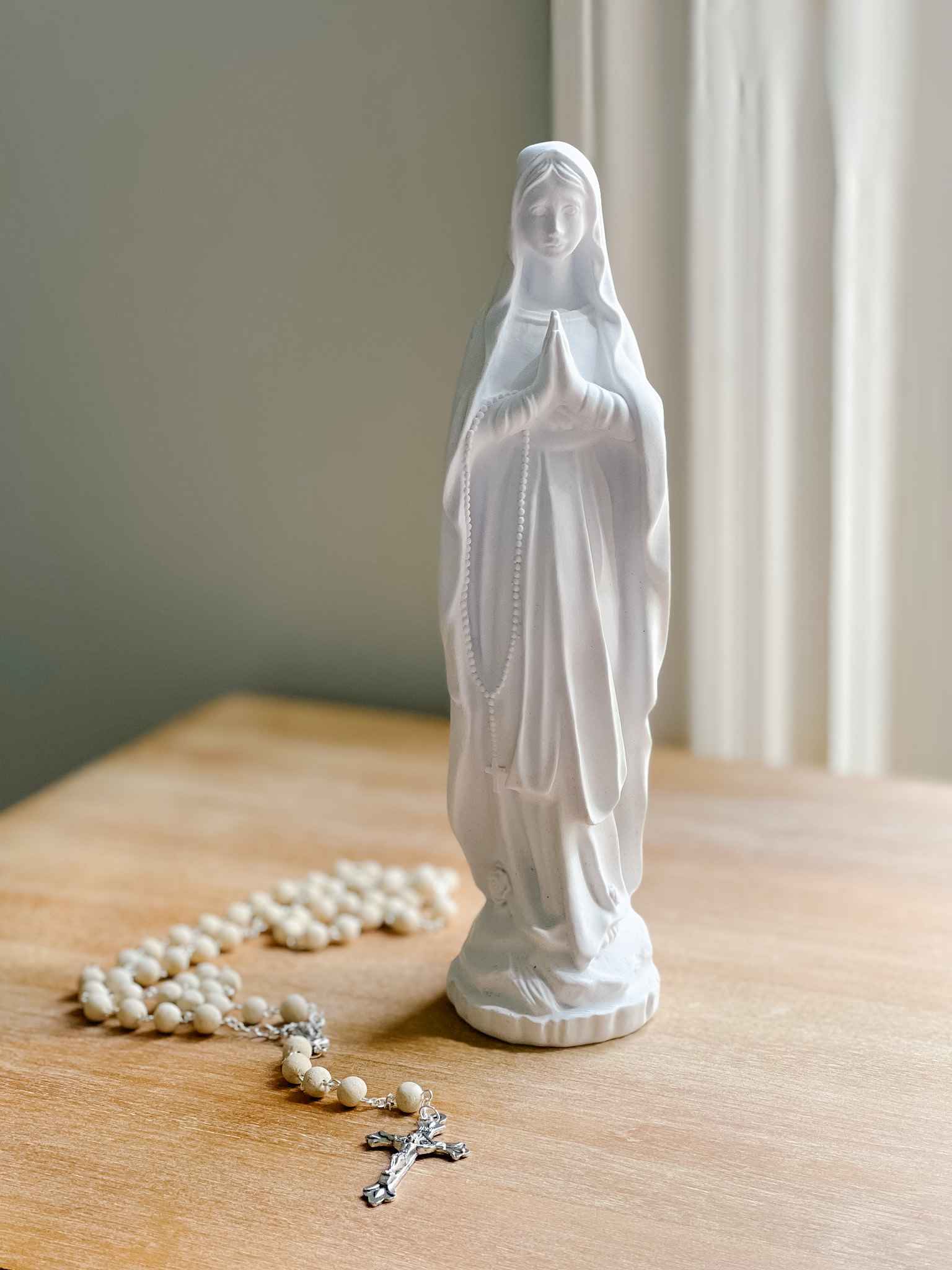 Our Lady of the Rosary Statue - Handcrafted Catholic Religious Statue for Home Altar, Prayer Room & Garden Decor - Perfect for Devotion & Spiritual Gifts