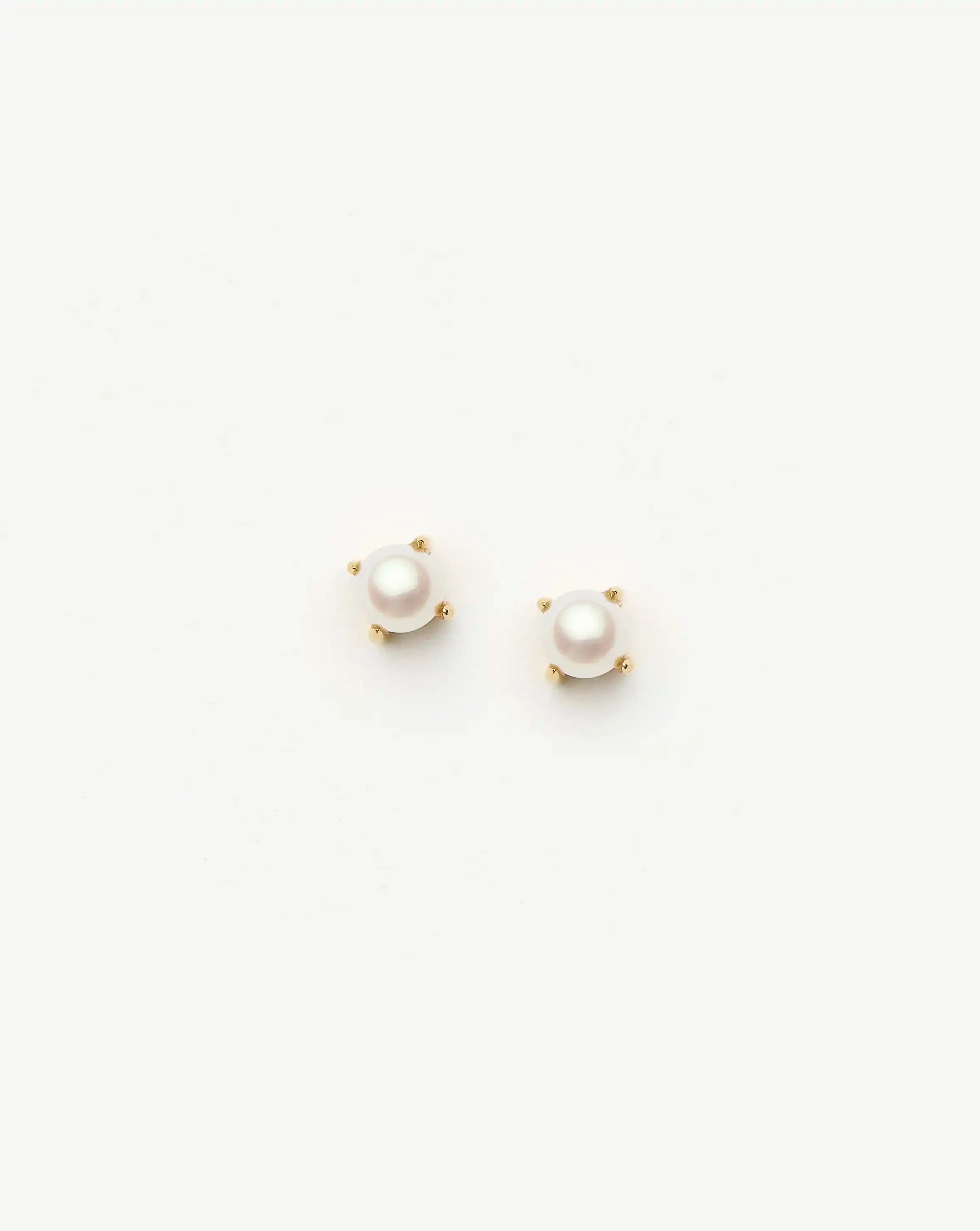 Classic Pearl Stud Earrings for Women - 18k Gold Vermeil & Genuine Pearl Jewelry - Elegant Gift for Wedding, Anniversary & Everyday Wear