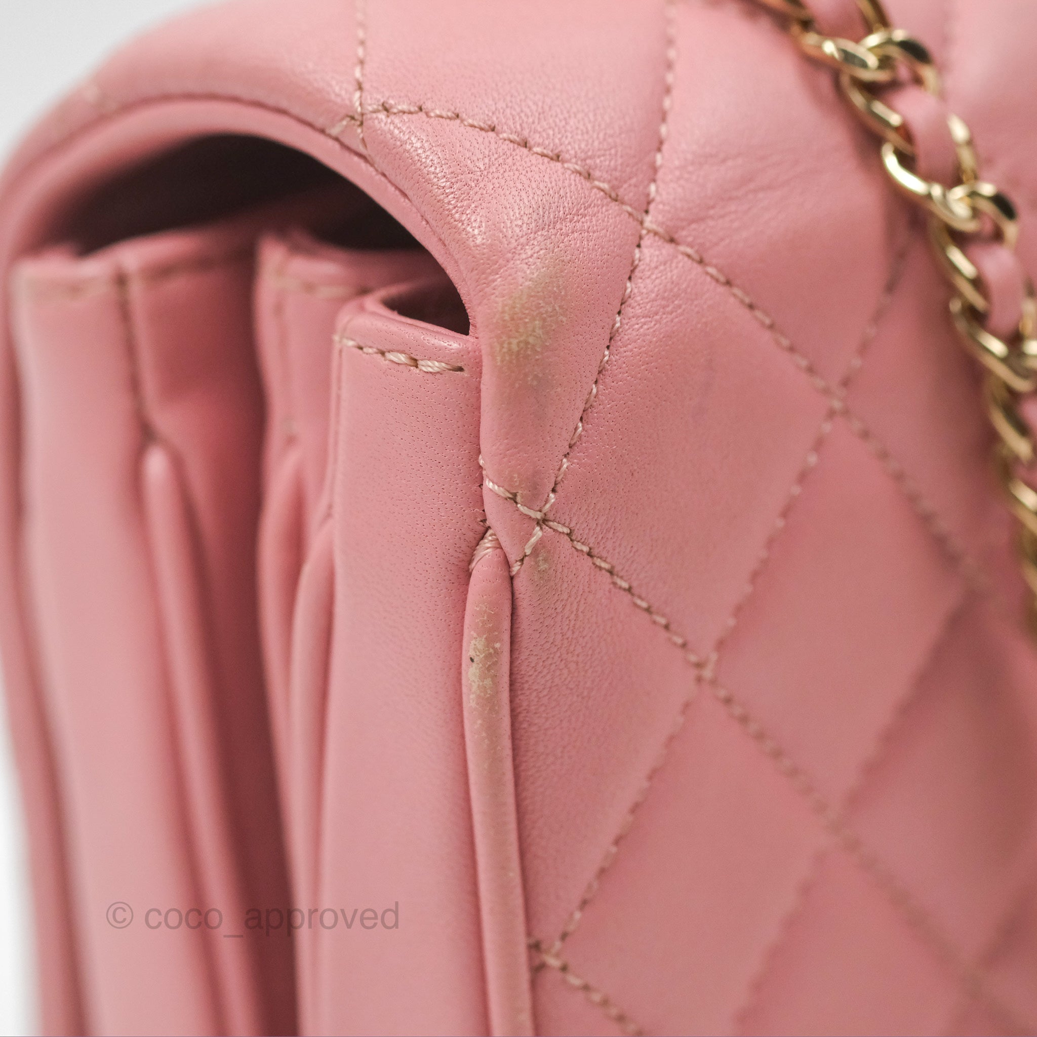 Chanel Citizen Chic Flap Bag in Pink Lambskin Leather with Gold Hardware - Perfect for Women's Luxury Everyday Use & Special Occasions