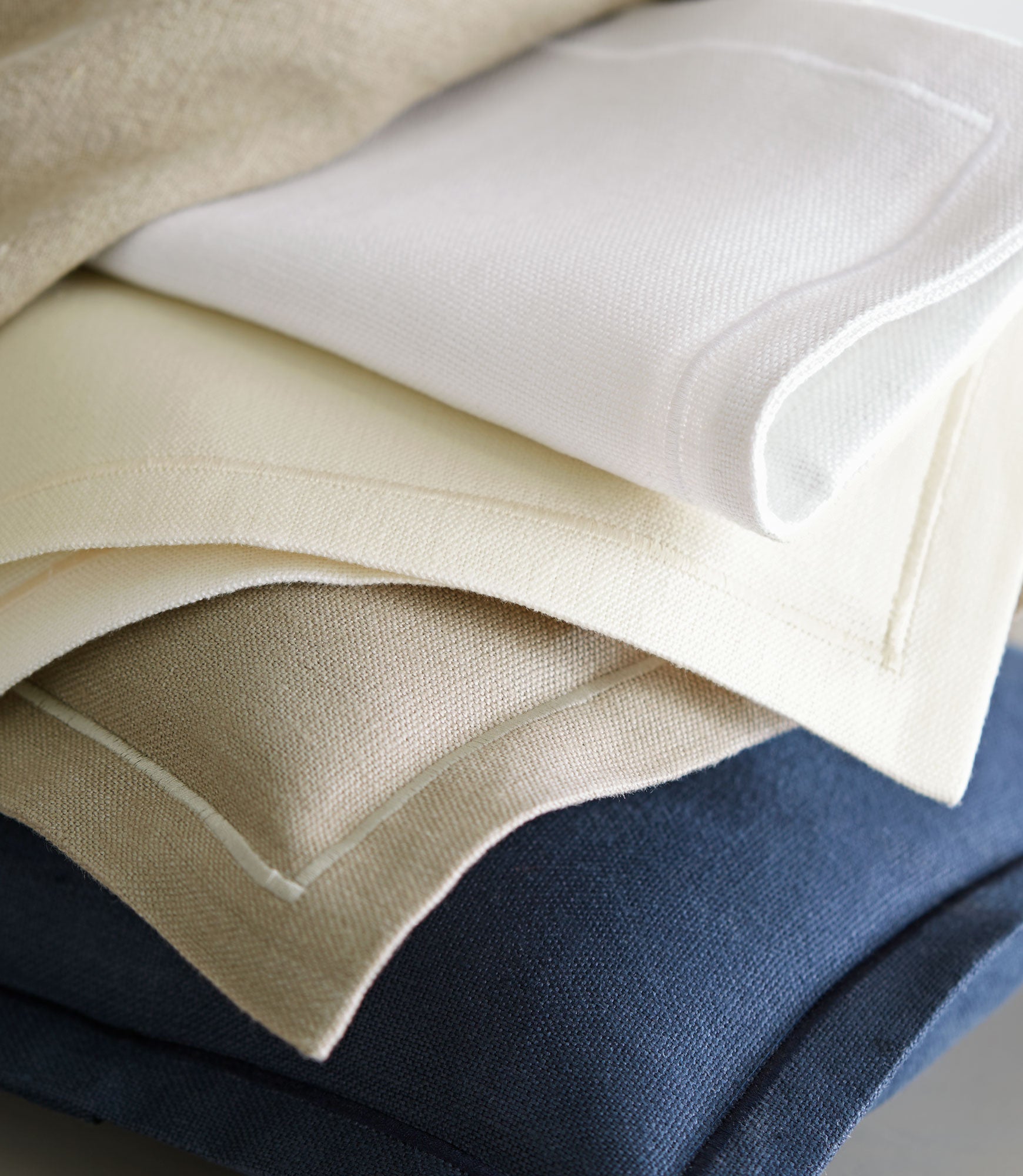 Rio Satin Stitch Coverlet - Luxurious Bedspread for Queen & King Size Beds - Perfect for Master Bedroom Decor & Guest Room Styling