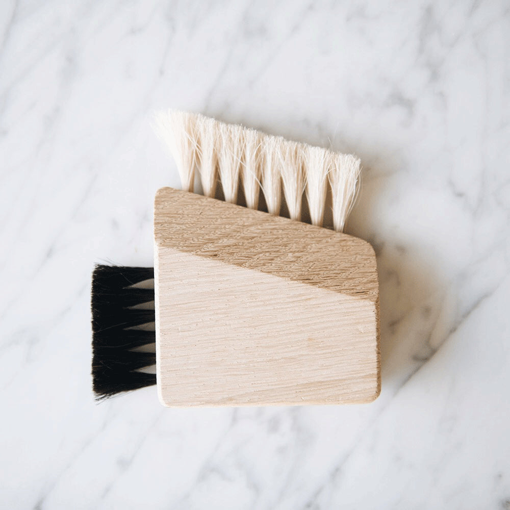 Computer Keyboard Cleaning Brush - Dust & Crumbs Removal Tool for PC, Laptop, Mac - Perfect for Home, Office & Gaming Setup Maintenance