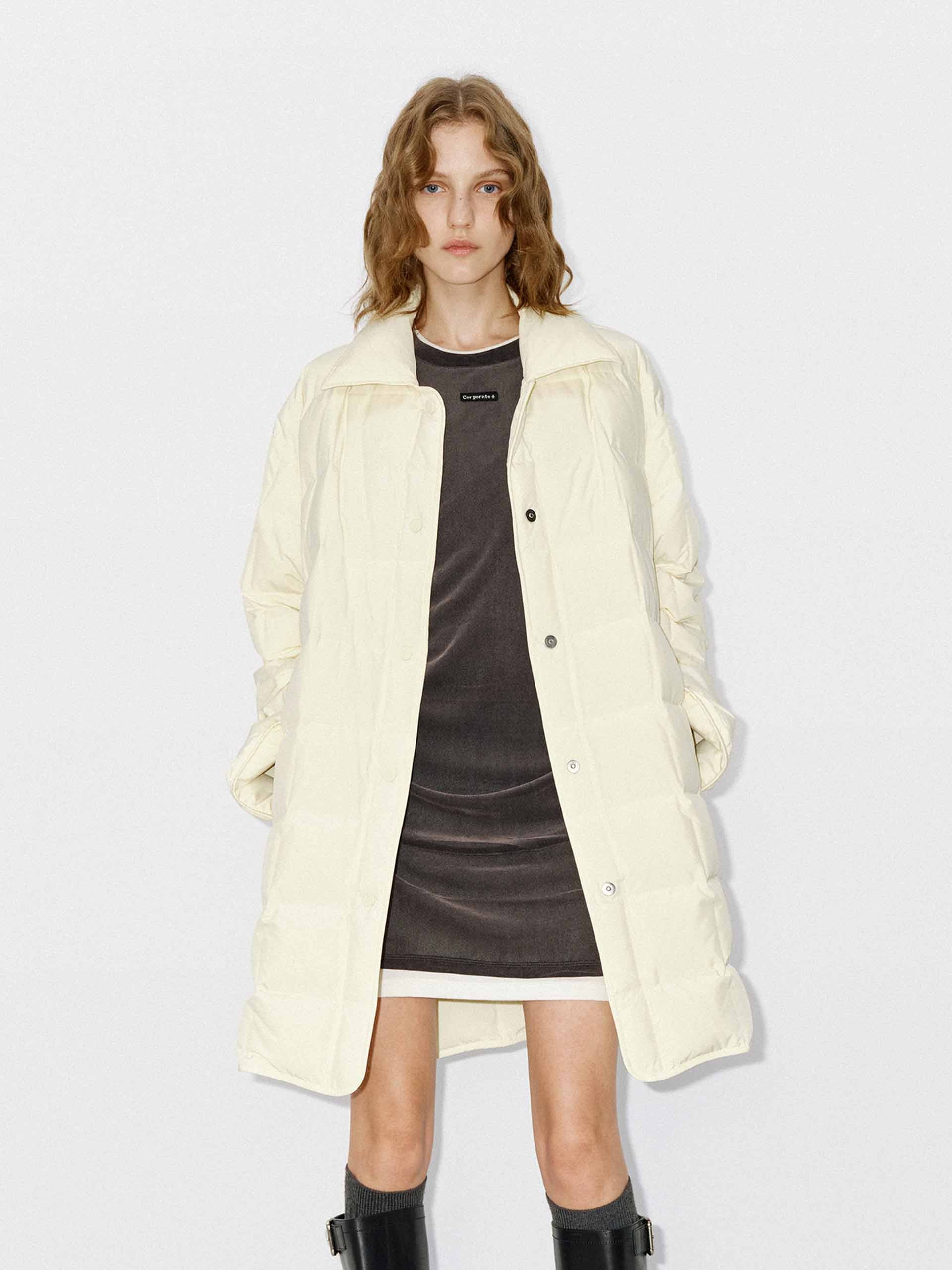 Women's Lapel Collar Midi Puffer Coat - Winter Warm Quilted Jacket with Stand Collar for Outdoor Activities, Travel & Daily Wear