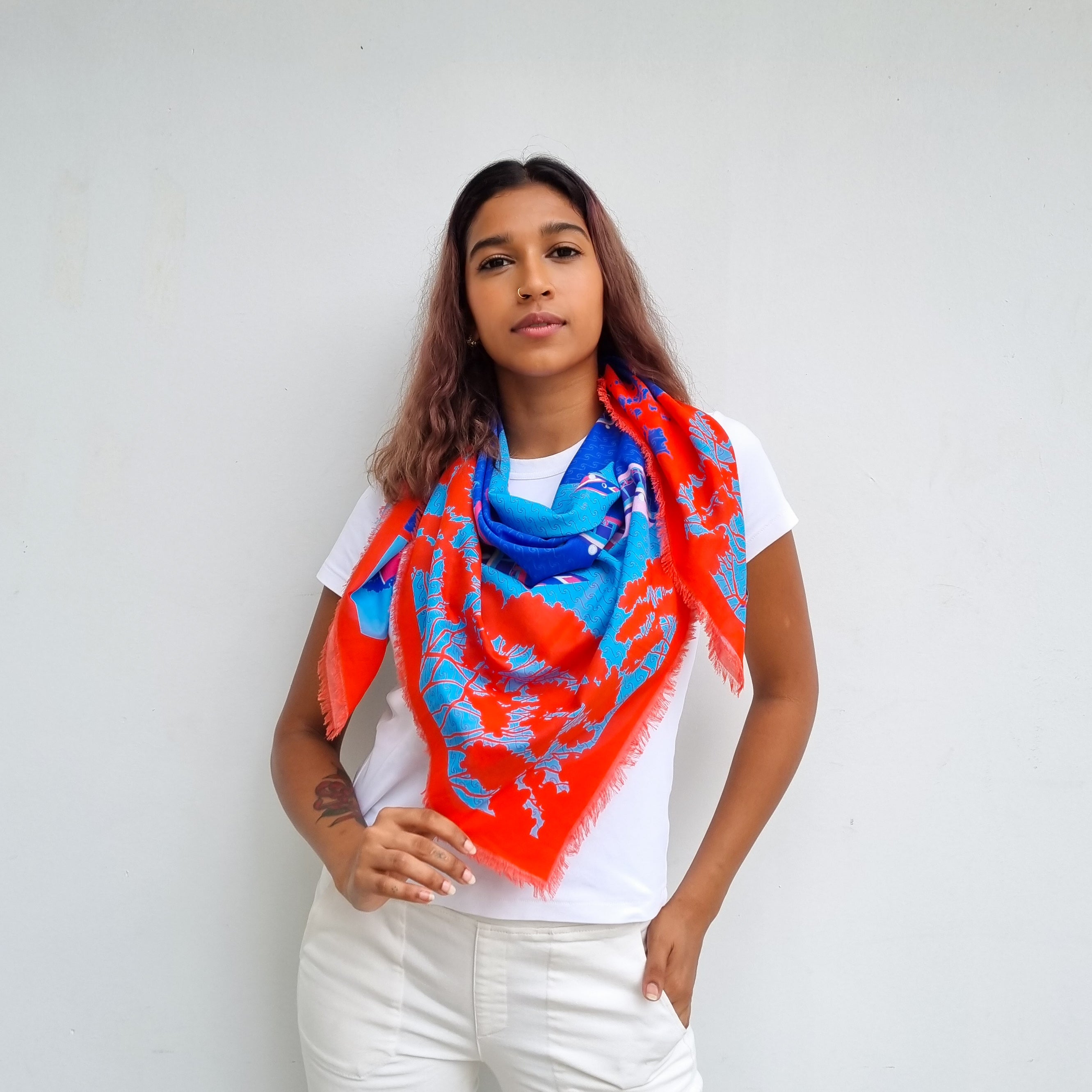 Singapore Quay Cotton Scarf - Soft & Lightweight Women's Fashion Accessory for Travel, Evening Out, and Gift Giving