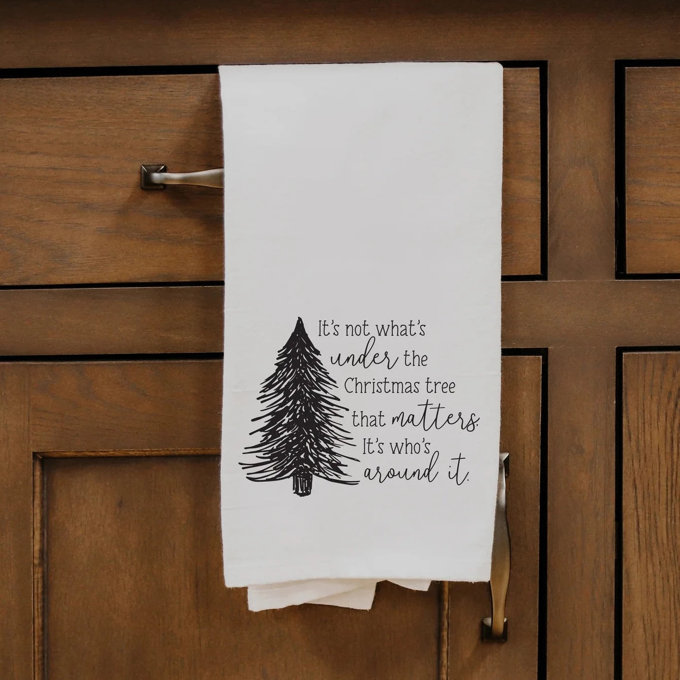 Christmas Tree Dishtowel - Festive Holiday Kitchen Towel for Baking, Cooking & Decor - Perfect for Christmas Decorations and Gift Giving
