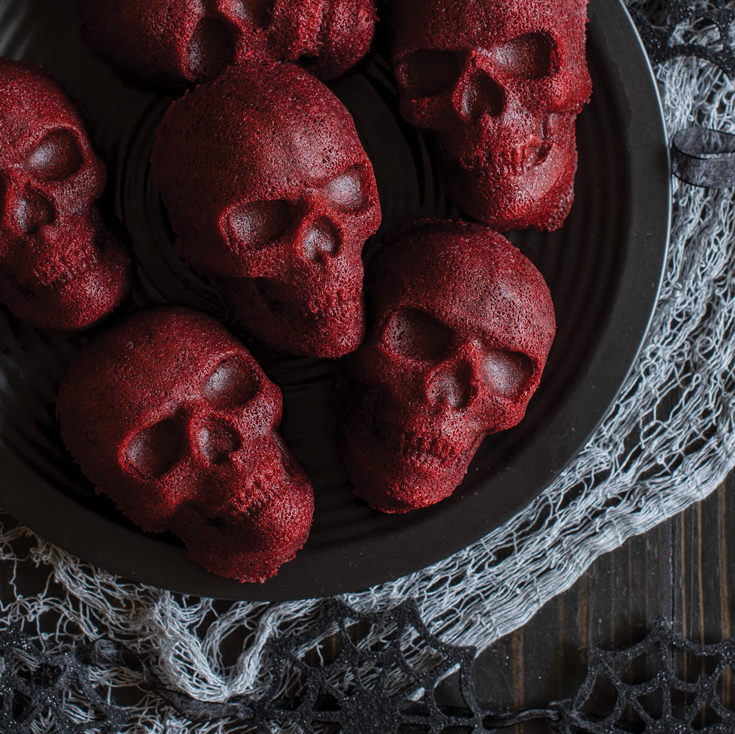 Nordic Ware Haunted Skull Cakelet Pan & Skull Bitelets - Halloween Baking Set for Spooky Cupcakes, Mini Cakes & Party Treats