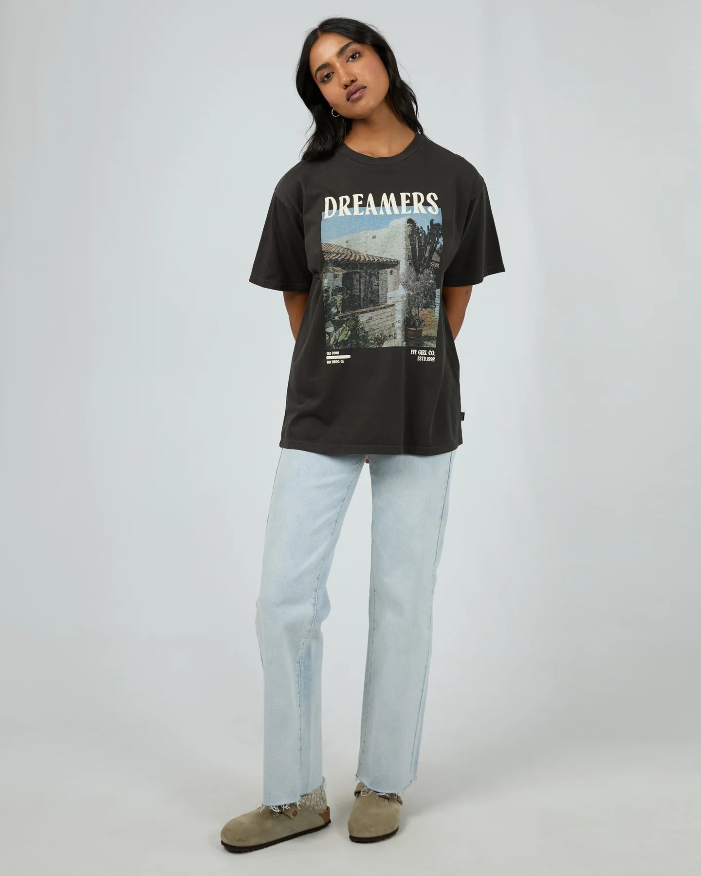 San Diego Dream Oversized T-Shirt - Soft & Comfortable Unisex Tee for Casual Wear, Street Style & Loungewear