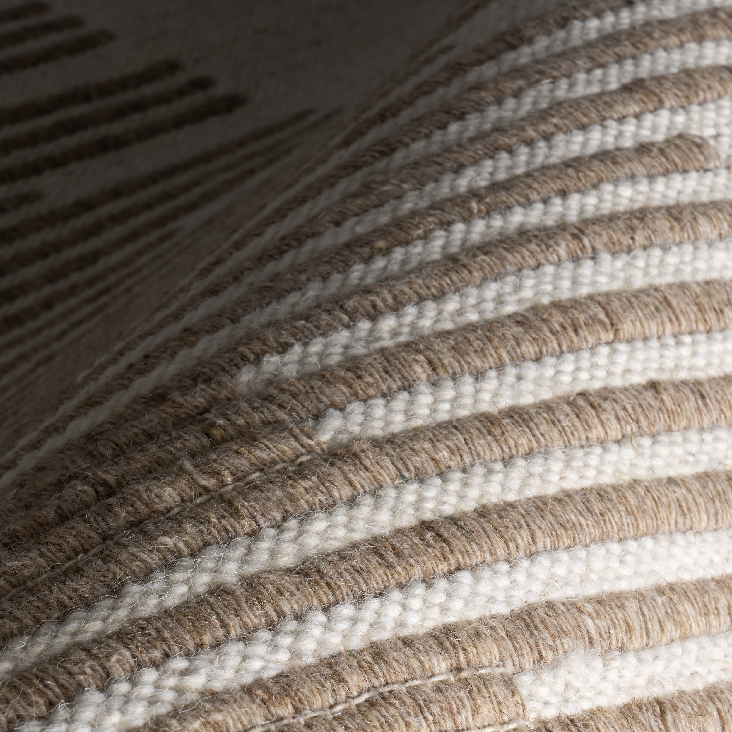 Reversible Wool Rug - Soft & Durable Natural Fiber Floor Covering for Living Room, Bedroom & Home Decor