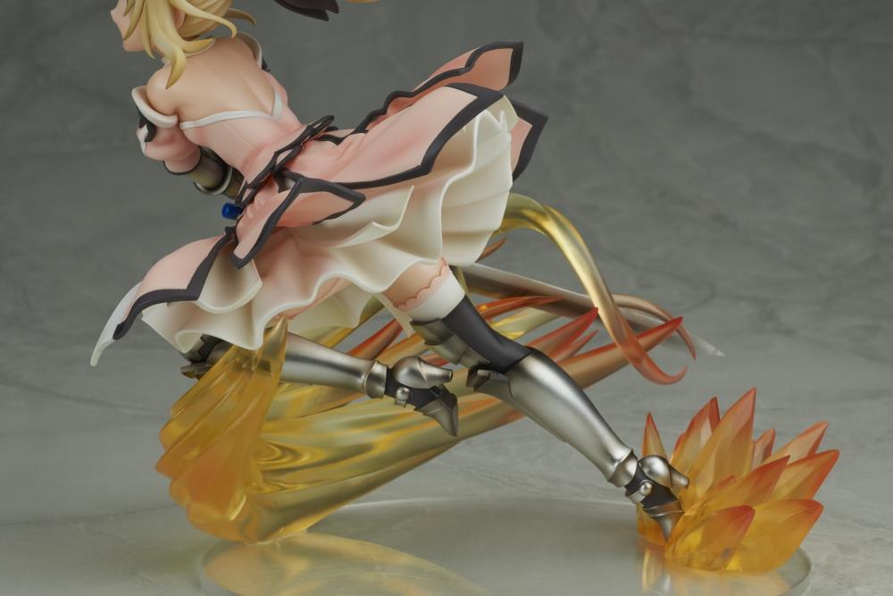 Fate/Kaleid Liner Prisma Illya Saber 1/7 Scale PVC Statue - Anime Figure Collectible for Display & Home Decor