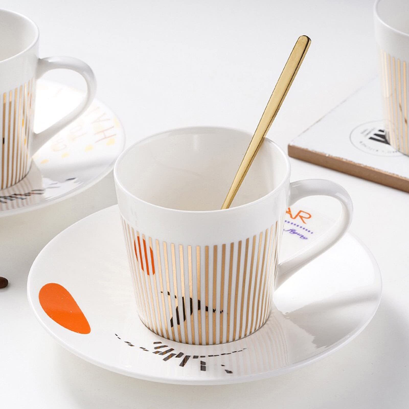 Creative Rotating Reflection Coffee Cup - 1PC Dynamic Pattern Mug with Moving Visual Effects, Perfect Gift for Valentine's Day & Birthday - Great for Home, Office & Coffee Shop Use