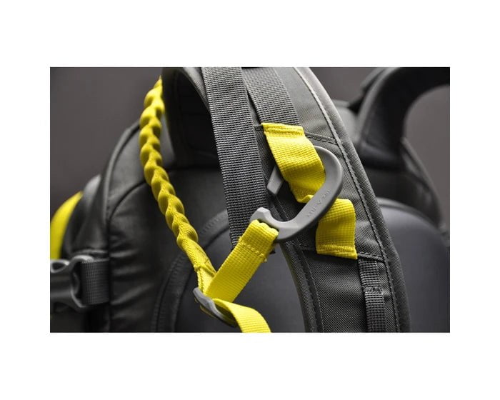 Helly Hansen ULLR RS30 Backpack - Lightweight Hiking & Travel Backpack for Men & Women - Water-Resistant Daypack for Outdoor Adventures, Camping & Commuting