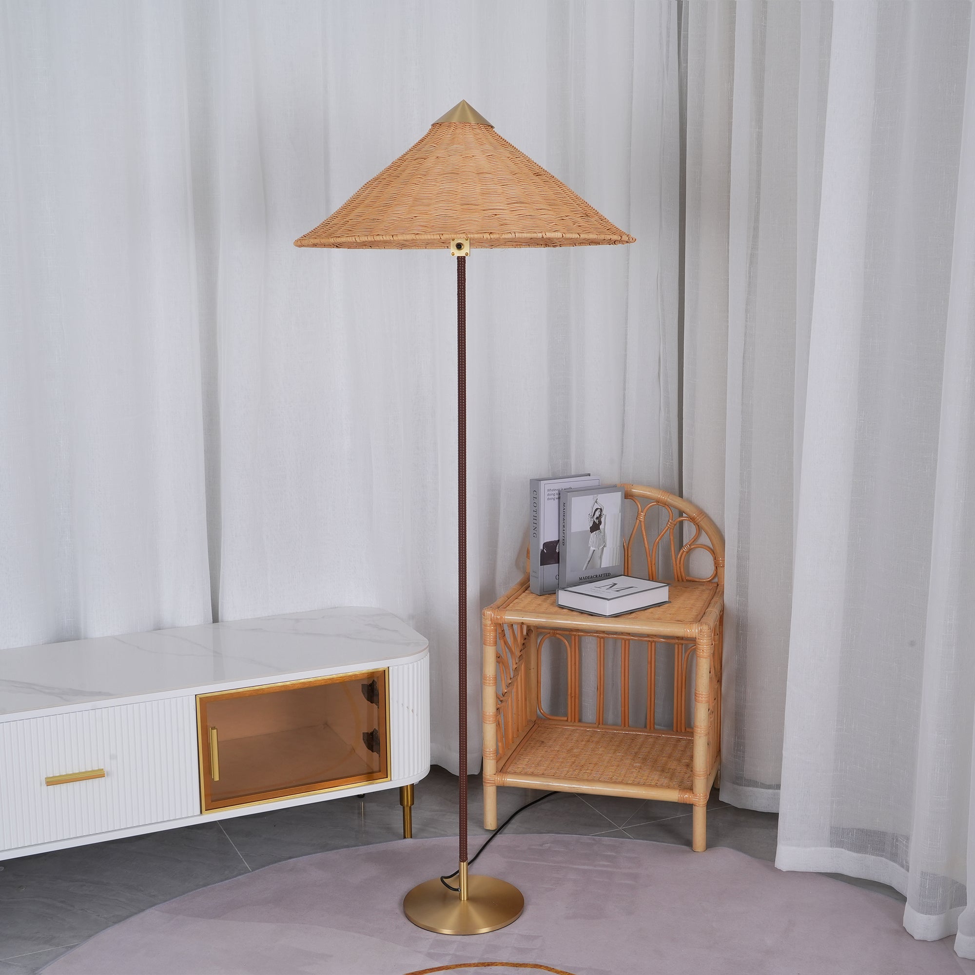 Modern Chinese Hat Floor Lamp - Stylish Rattan Shade for Living Room, Bedroom & Office Decor - Perfect for Cozy Ambiance and Reading Nook Lighting