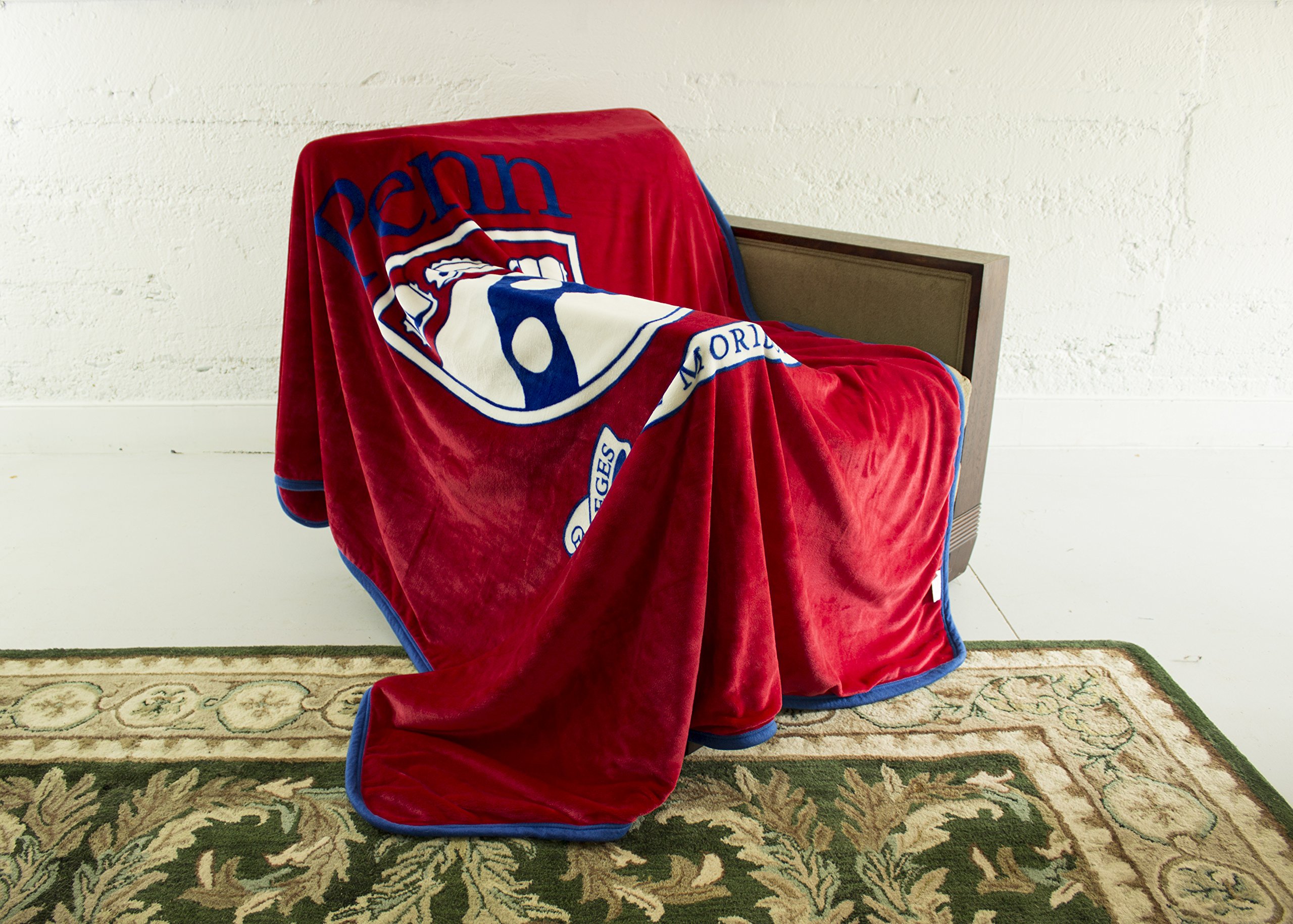 University of Pennsylvania Premium Plush Fleece Blanket - Extra Large 60x80 Inches, Soft & Cozy for Queen/Twin XL Beds | Perfect College Dorm Gift, Home Decor & Winter Warmth
