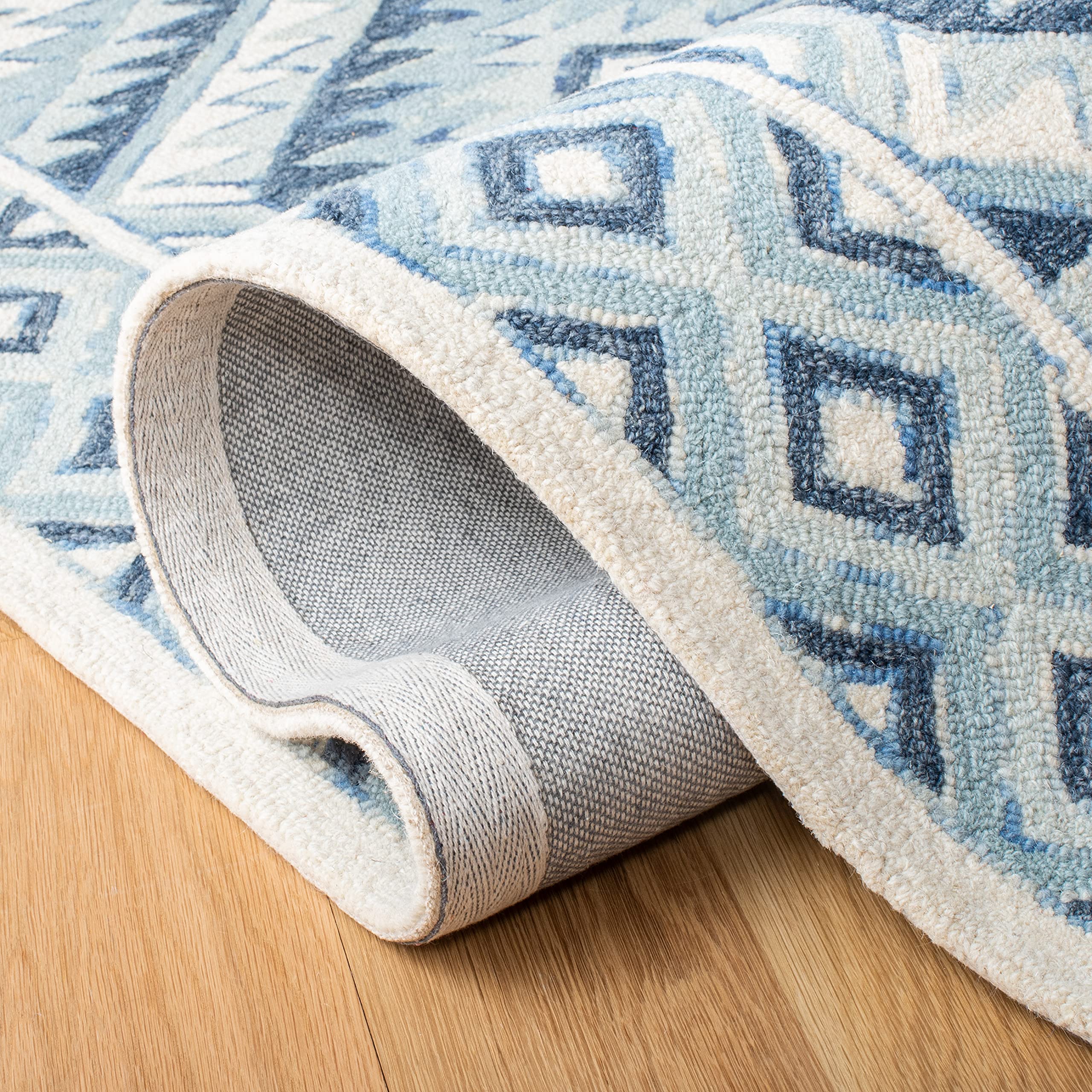 SAFAVIEH Metro Collection 6'x6' Square Blue Ivory Wool Area Rug - Handmade Premium Quality for Living Room, Dining Room & Bedroom Decor | Soft & Durable Floor Covering for Home Interior Design
