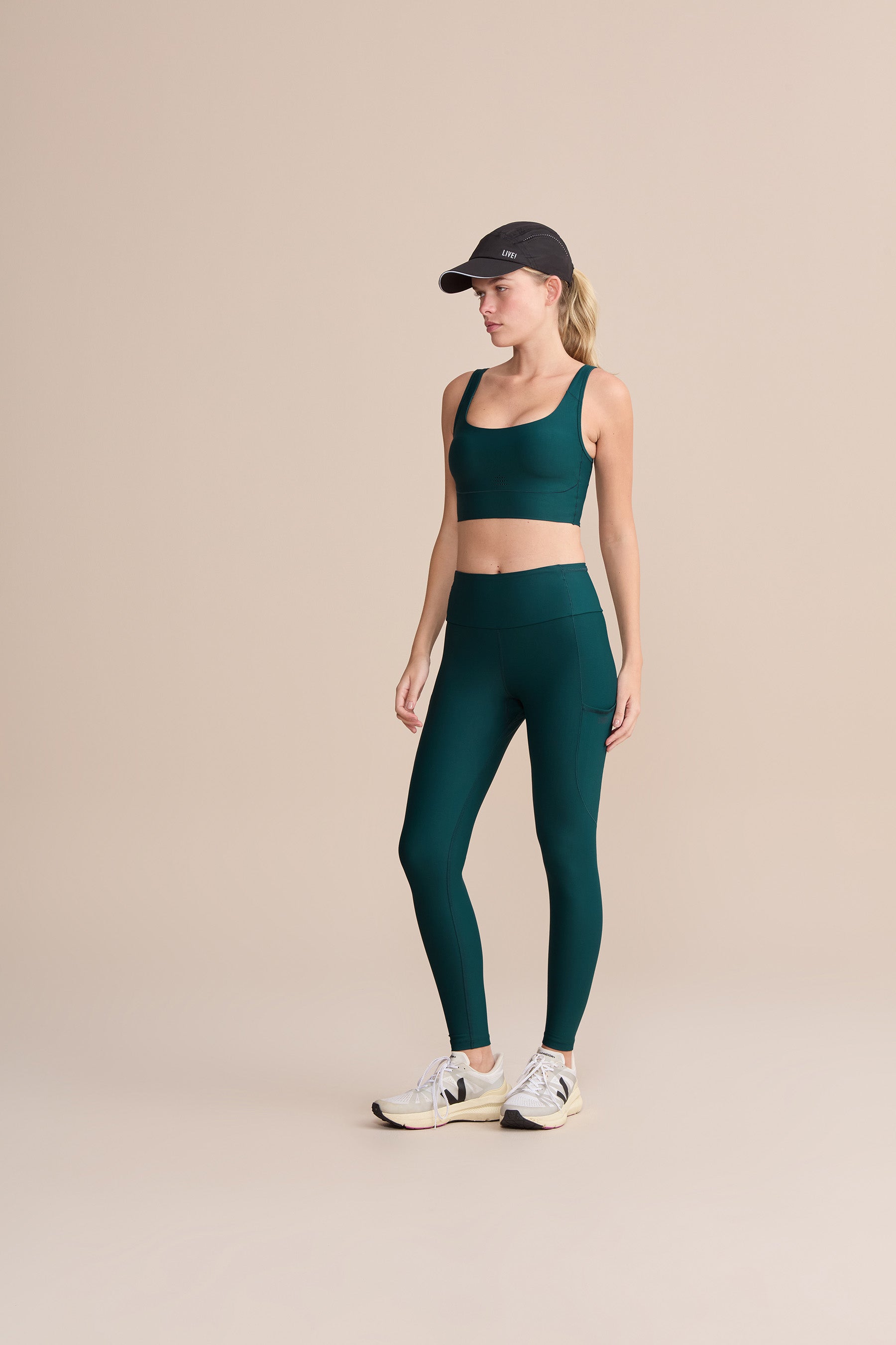 High-Performance Speed Power Sports Bra for Women - Moisture-Wicking & Supportive Workout Top for Running, Yoga & Gym