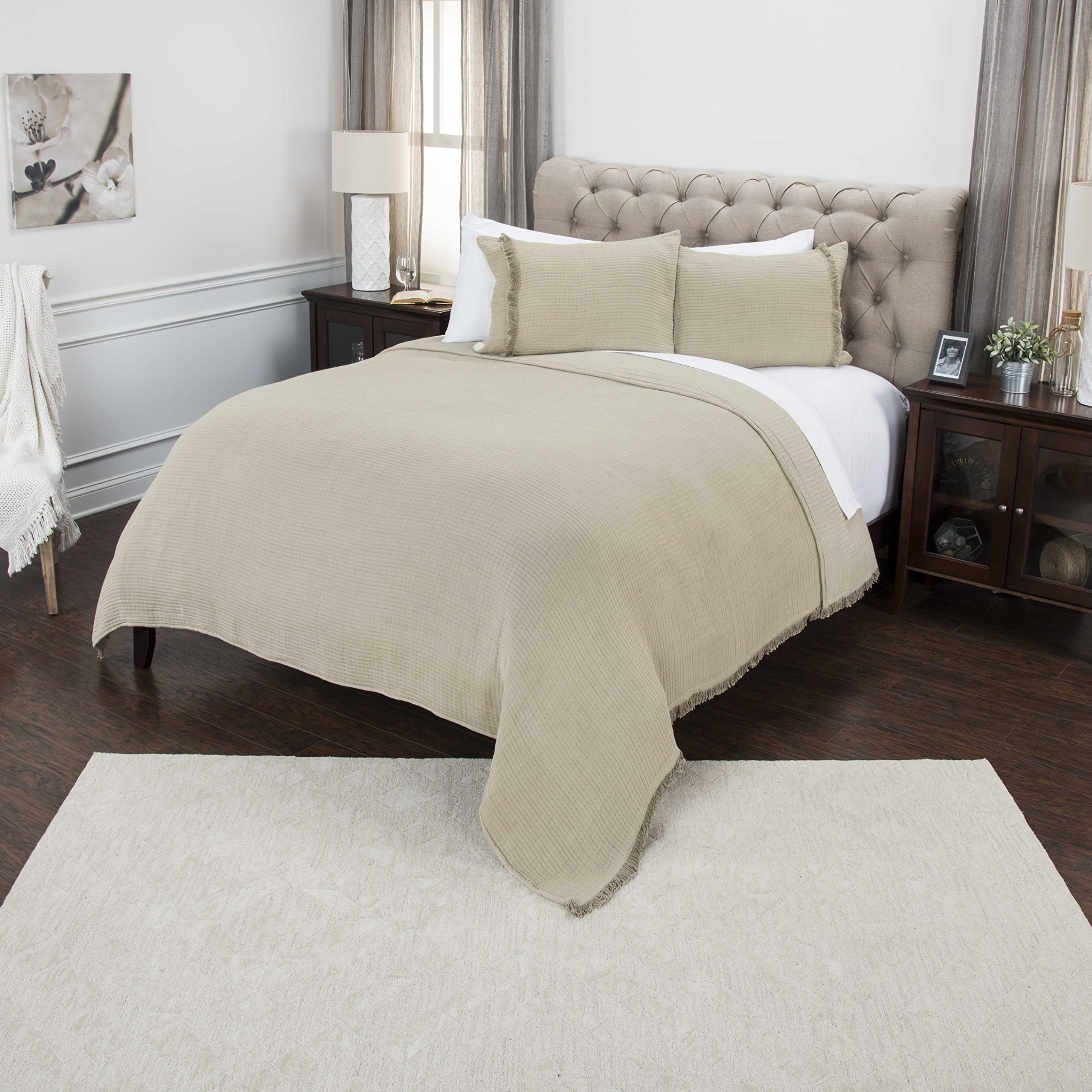 Rizzy Home Windsor Natural Queen Quilt Set - 90