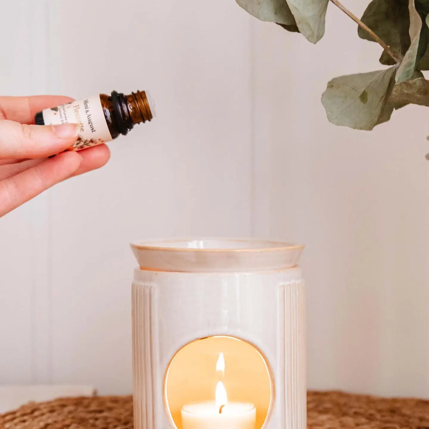 Lueur Aromatic Ceramic Diffuser - Essential Oil Diffuser for Home & Office, Relaxing Scented Air Freshener for Yoga, Spa, Bedroom, and Meditation Spaces