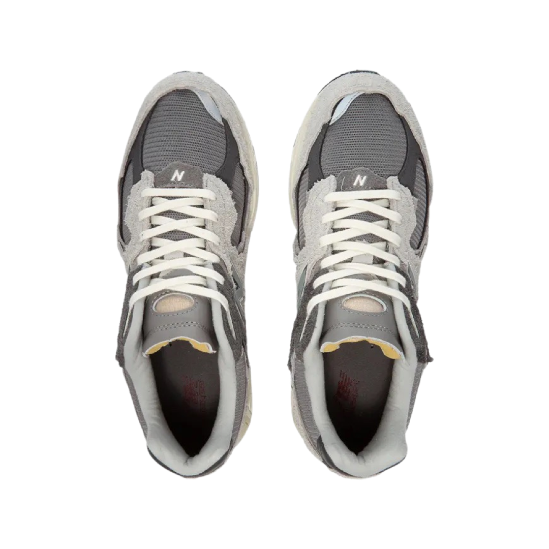 New Balance 2002R Protection Pack Sneakers - Rain Cloud Grey/White - Men's Running Shoes for Comfort & Style - Perfect for Jogging, Gym Workouts & Casual Wear