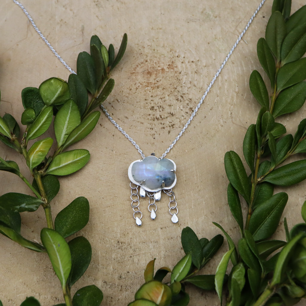 Happy and Sad Little Raincloud Necklaces - Emotional Cloud Pendant for Women & Men - Cute Mood Jewelry Gift for Her/Him - Perfect for Everyday Wear, Gifting & Emotional Expression