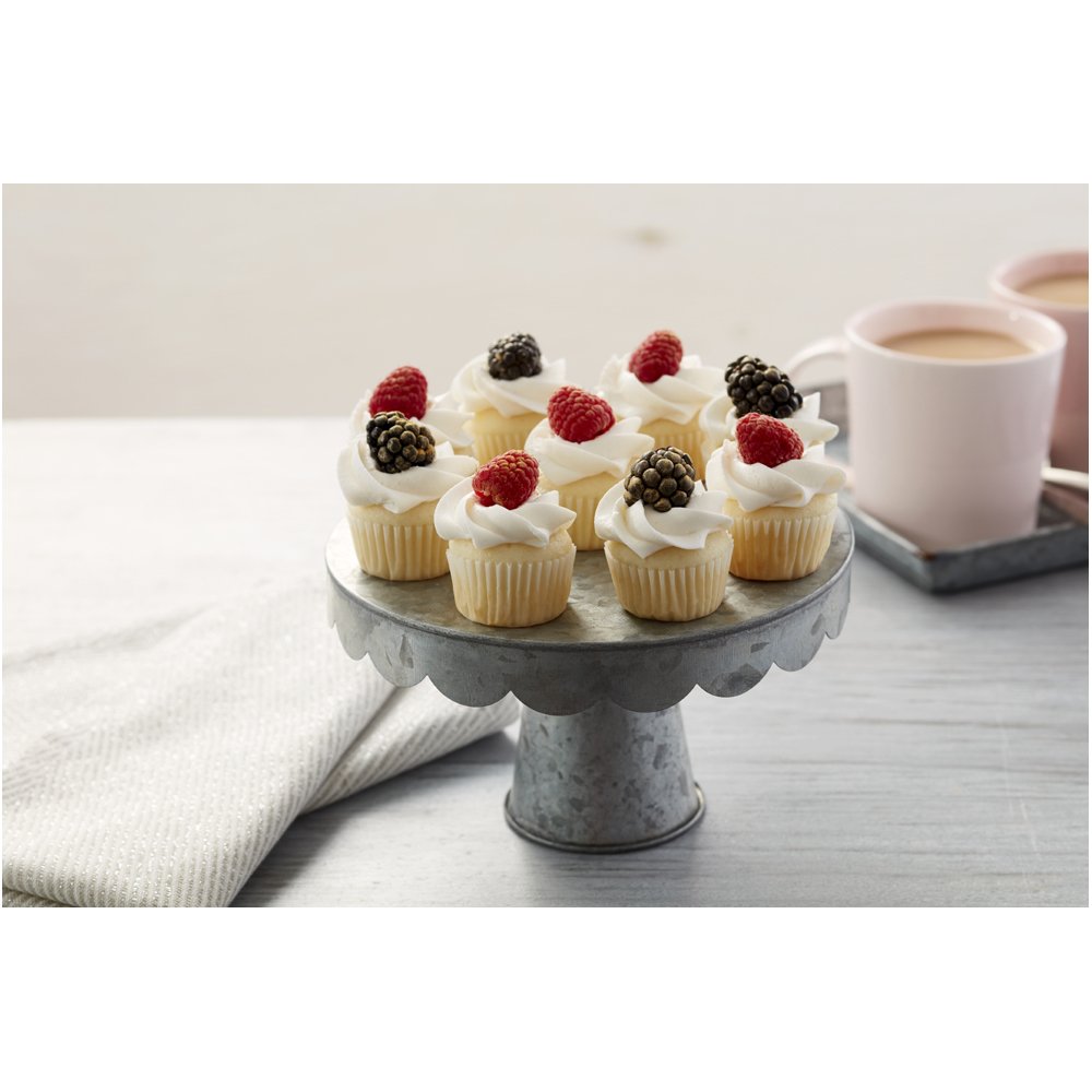 Wilton Edible Gold Glitter Spray - 0.35 oz Food Grade Decorative Spray for Cakes, Cupcakes & Desserts - Perfect for Birthday Parties, Weddings & Special Occasions