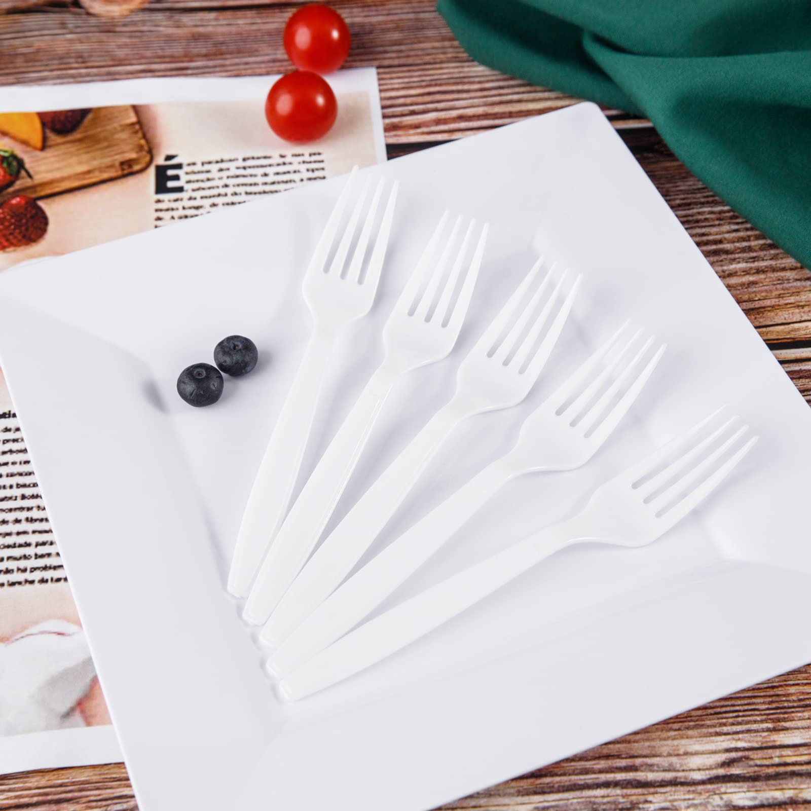 Liacere 360-Pack Heavy Duty White Plastic Forks - 6.7 Inch Disposable Cutlery for Parties, Picnics, BBQs, Catering & Restaurants - Durable Eco-Friendly Plastic Utensils Bulk Pack