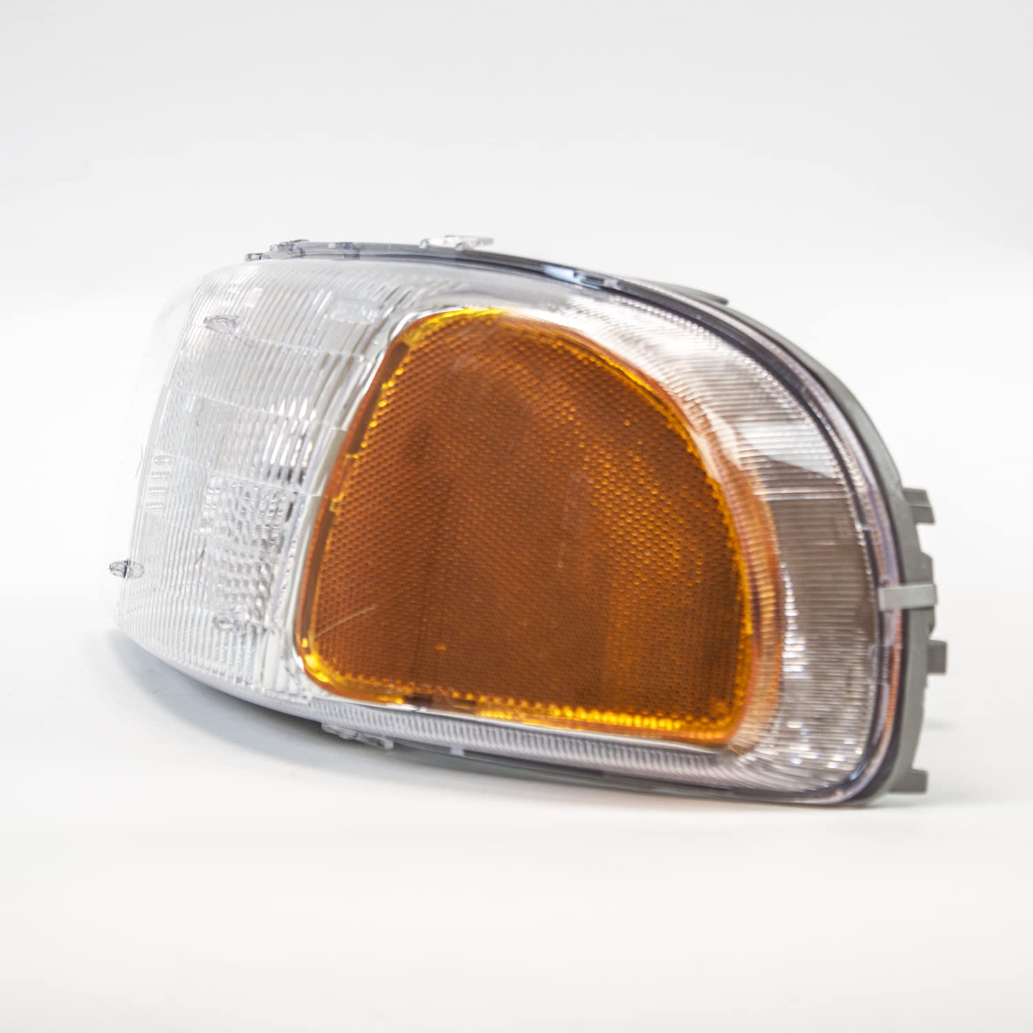 TYC Left Headlight Assembly Compatible with 1999-2006 GMC Sierra Pickup - Replacement Headlamp for Improved Night Visibility & Safety Driving