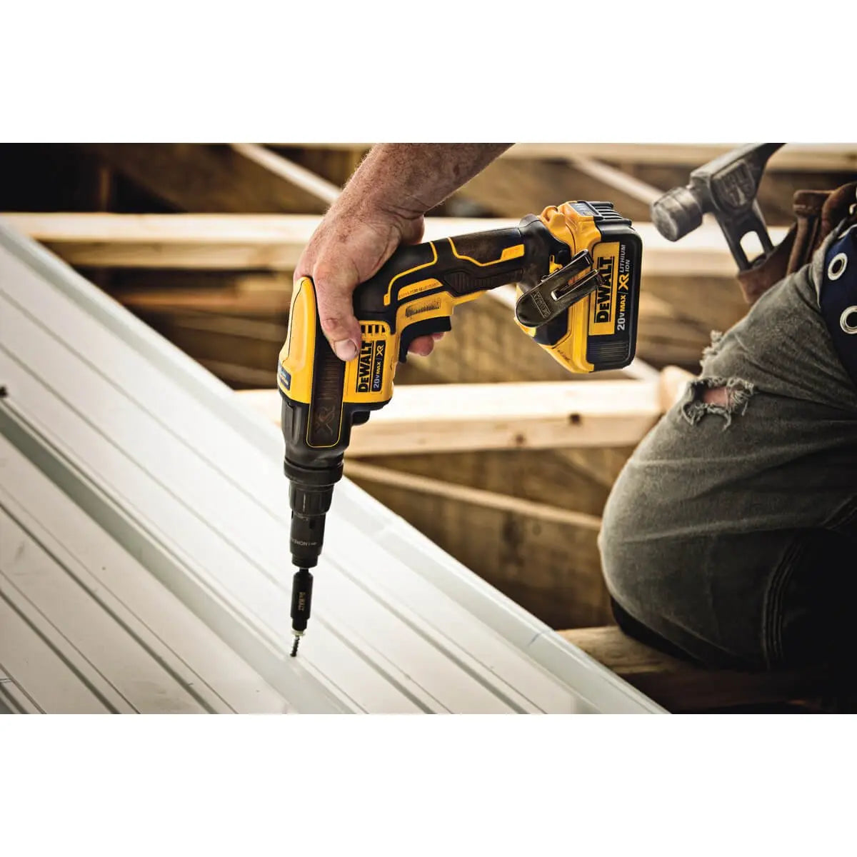 DEWALT DCF622B 20V MAX XR Brushless Cordless Screwdriver with Adjustable Torque Clutch - Tool Only - Perfect for Construction, Woodworking & DIY Projects