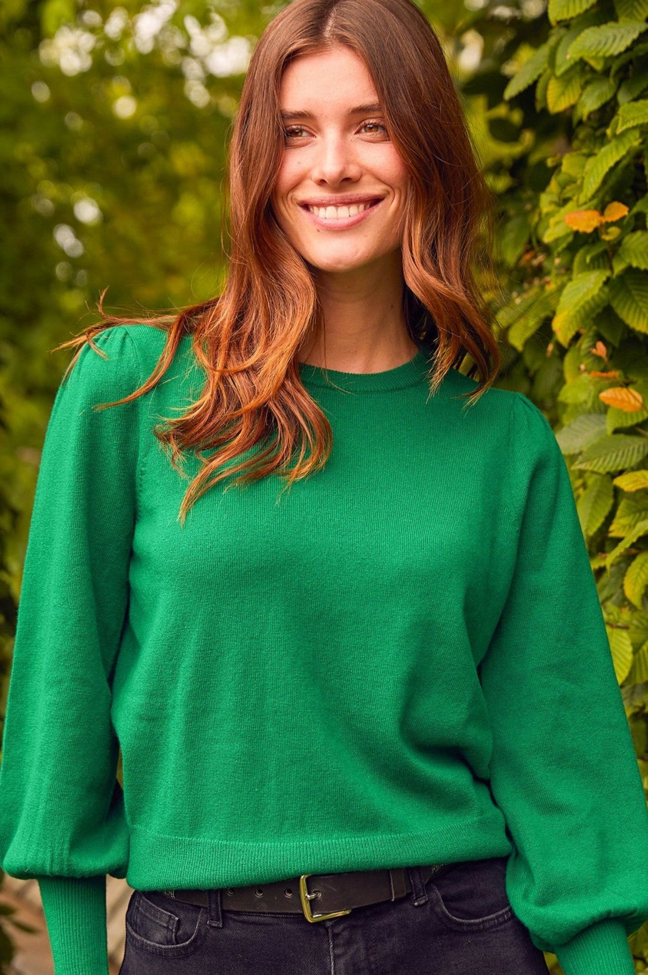 Premium Merino Wool Crew Neck Sweater for Men & Women | Soft & Warm Winter Knitwear | Perfect for Outdoor Activities & Casual Wear