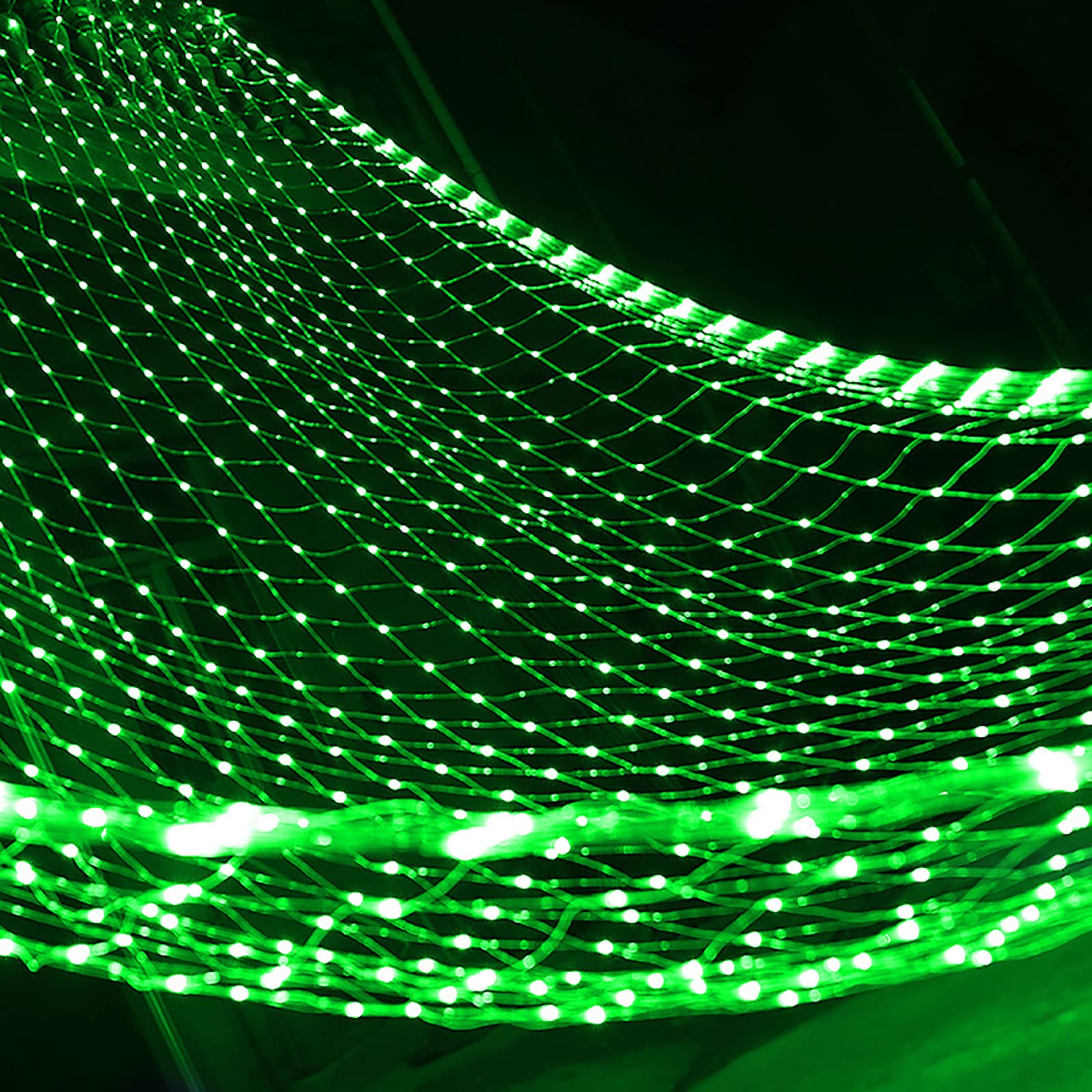 Yizc Fairy Mesh Lights - Connectable 8 Modes LED Net Light, Waterproof Outdoor String Lights for Christmas, Expandable Garland Lighting for Weddings, Bushes, Bars & Parties (Green, 2m x 2m, 144 LEDs) - Perfect for Garden Decor, Patio Lighting & Holiday Displays