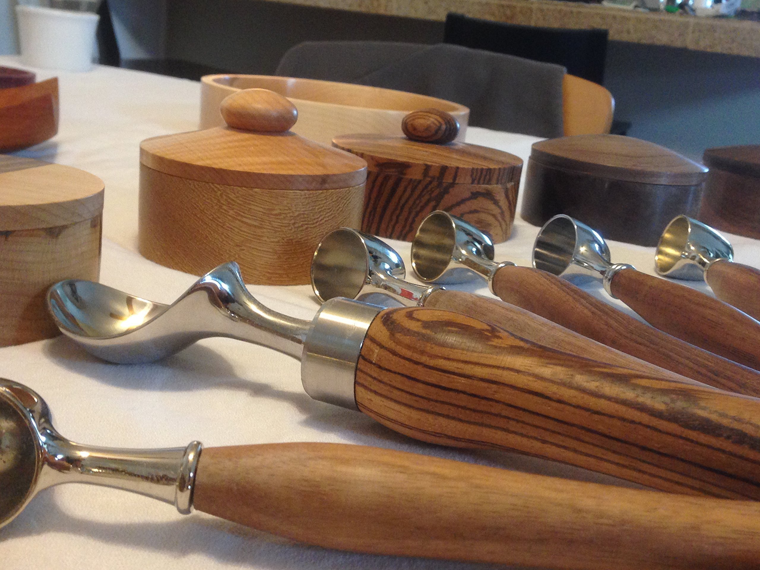 Premium Zebra Wood Ice Cream Scoop - Natural Wooden Scooper for Smooth Ice Cream Serving - Perfect for Desserts, Gelato, and Party Treats