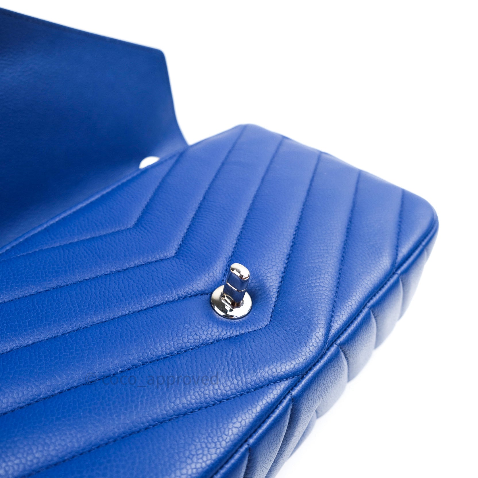 Chanel Chevron Quilted Medium Flap Bag in Blue Grained Calfskin Leather with Silver Hardware - Perfect for Evening Events & Luxury Fashion Accessories