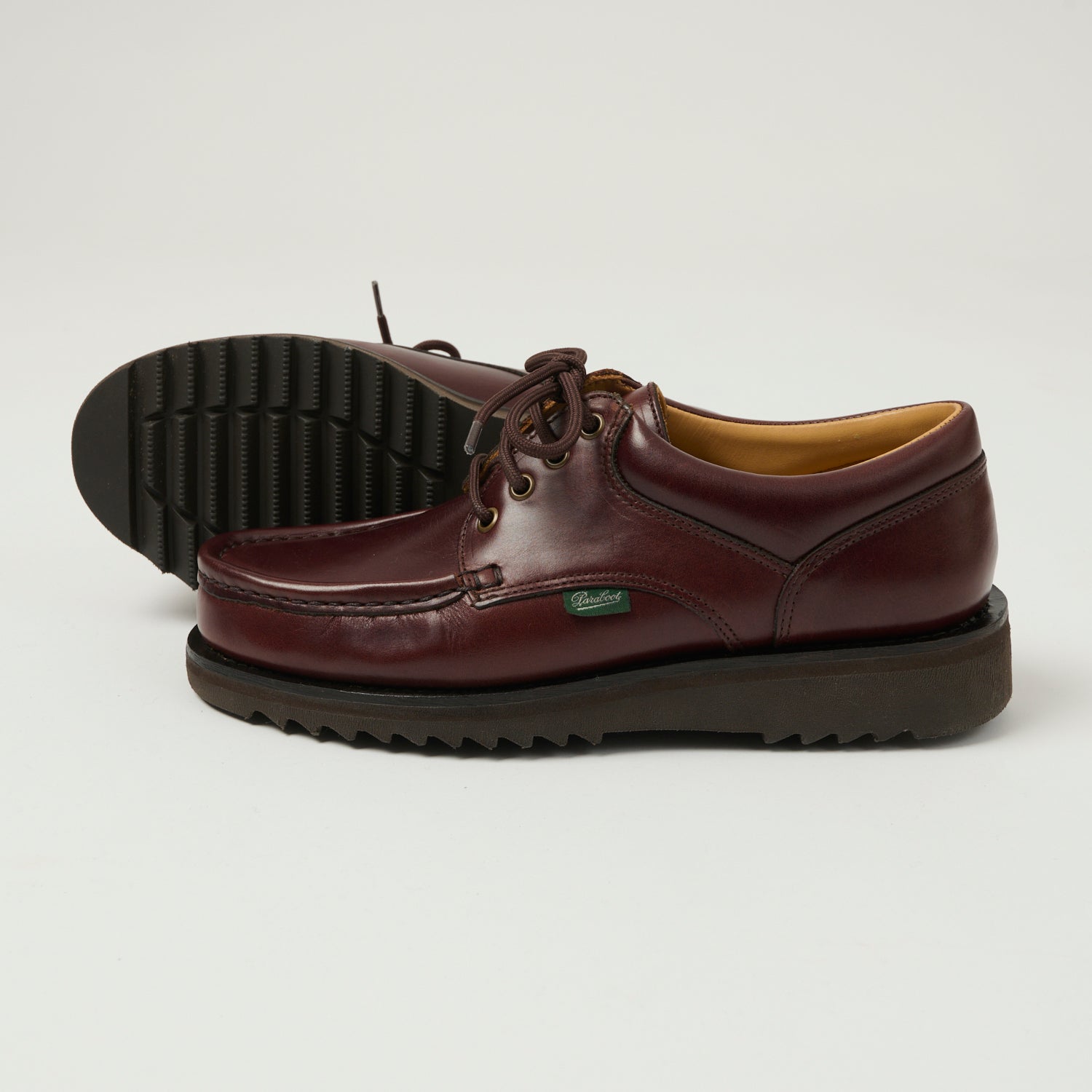 Paraboot Thiers Sport Lace Up Shoes for Men - Classic Brown Leather Casual & Outdoor Walking Shoes - Perfect for Work, Travel and Everyday Wear
