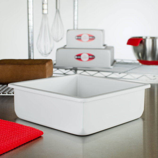Fat Daddio's Pro Series 3-Inch Square Cake Pan - Heavy Duty Aluminum Baking Pan for Perfect Brownies, Bars & Sheet Cakes - Ideal for Home Bakers & Professional Kitchens