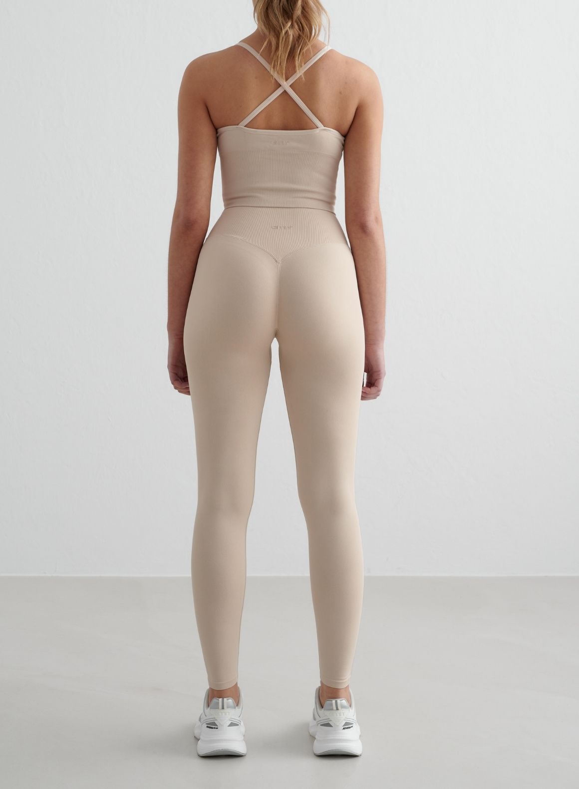 Seamless Clay Shape Tights & Cross Back Bralette Set - Women's Yoga Workout Outfit for Gym, Pilates & Dance
