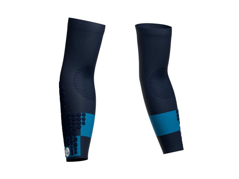 Compressport Unisex Arm Force Ultralight Running Arm Sleeves - UTMB 2021 Edition, Blue (SU00029L_500) | UV Protection & Muscle Support for Marathon, Cycling & Outdoor Sports