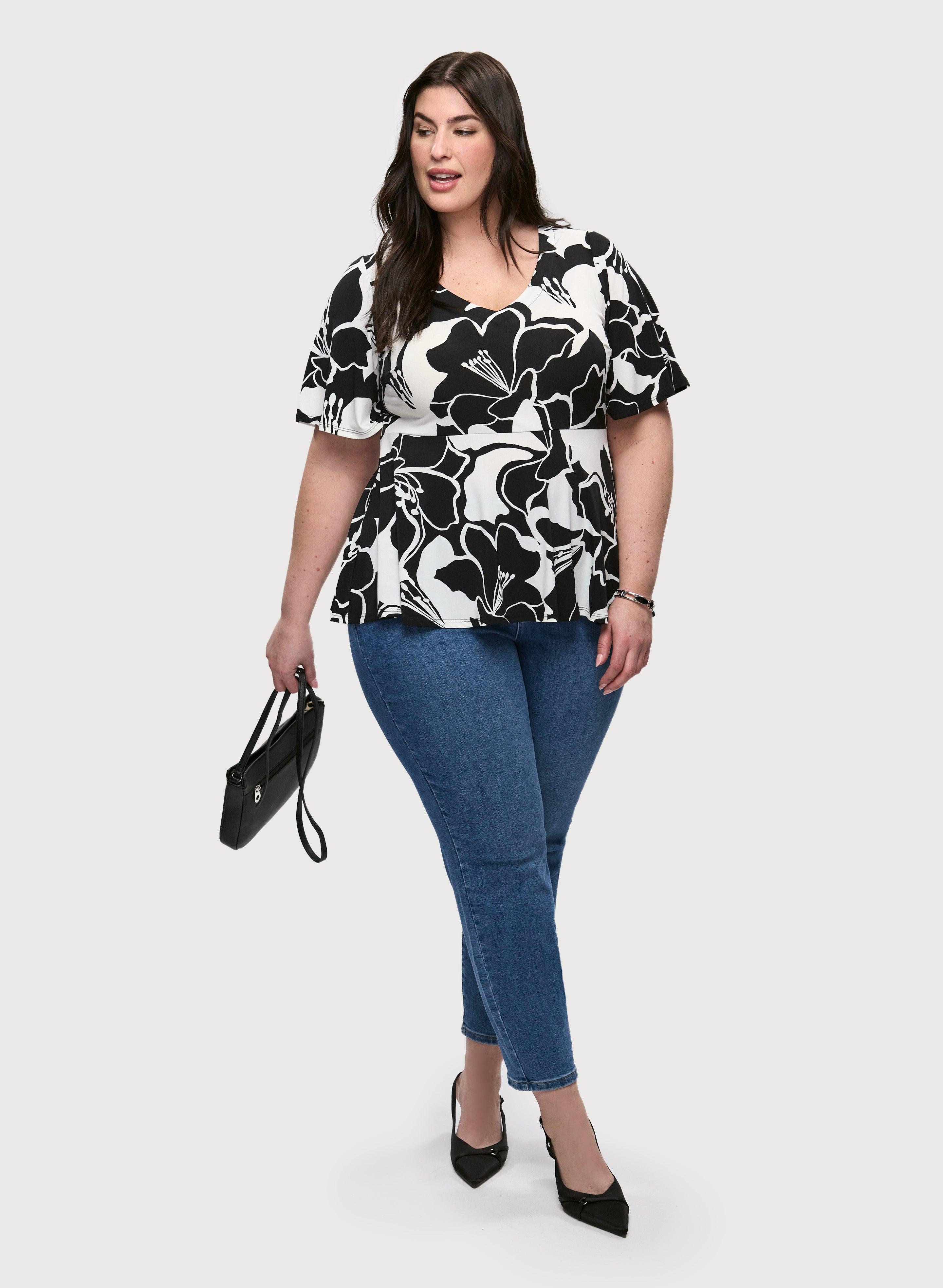 Floral Print Blouse & Essential Slim Fit Jeans for Women - Casual Outfit for Spring & Summer | Perfect for Office, Date Night & Weekend Outings