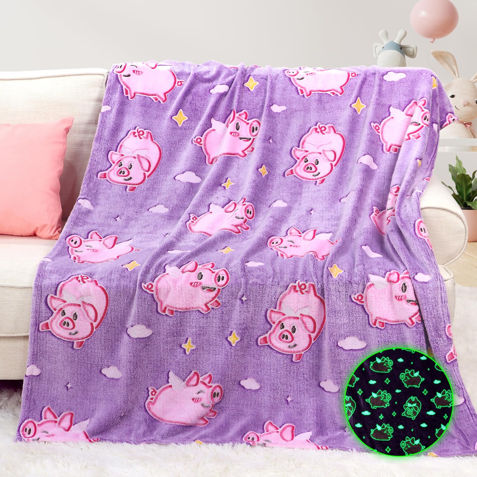 Glow in The Dark Pink Pig Fleece Blanket - Soft Cute Animal Throw for Girls & Kids - Perfect for Bedroom Decor, Birthday & Christmas Gifts - Cozy for Sleepovers, Movie Nights & Winter Snuggles