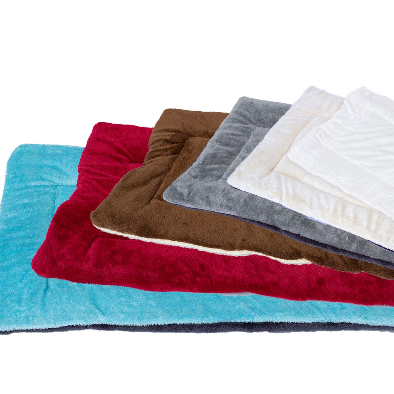 **Downtown Pet Supply - Soft Fleece Dog Crate Mat & Comfortable Pet Bed for Dogs & Cats - Machine Washable, Easy Maintenance - Perfect for Crates, Carriers & Home Use**