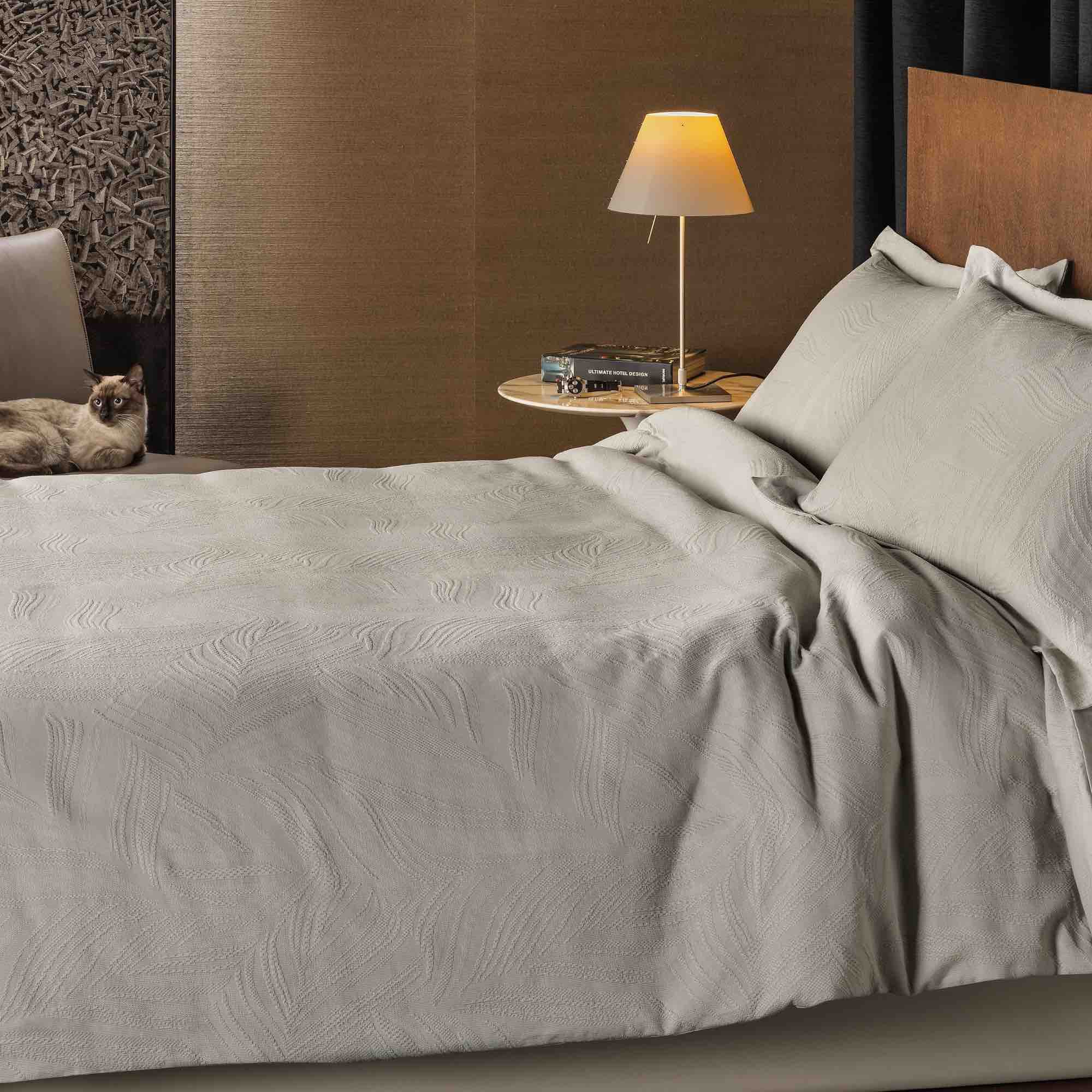 Premium Stonewashed Linen Duvet Cover Set - Soft & Breathable Bedding for All Seasons - Perfect for Master Bedroom, Guest Room & Vacation Homes