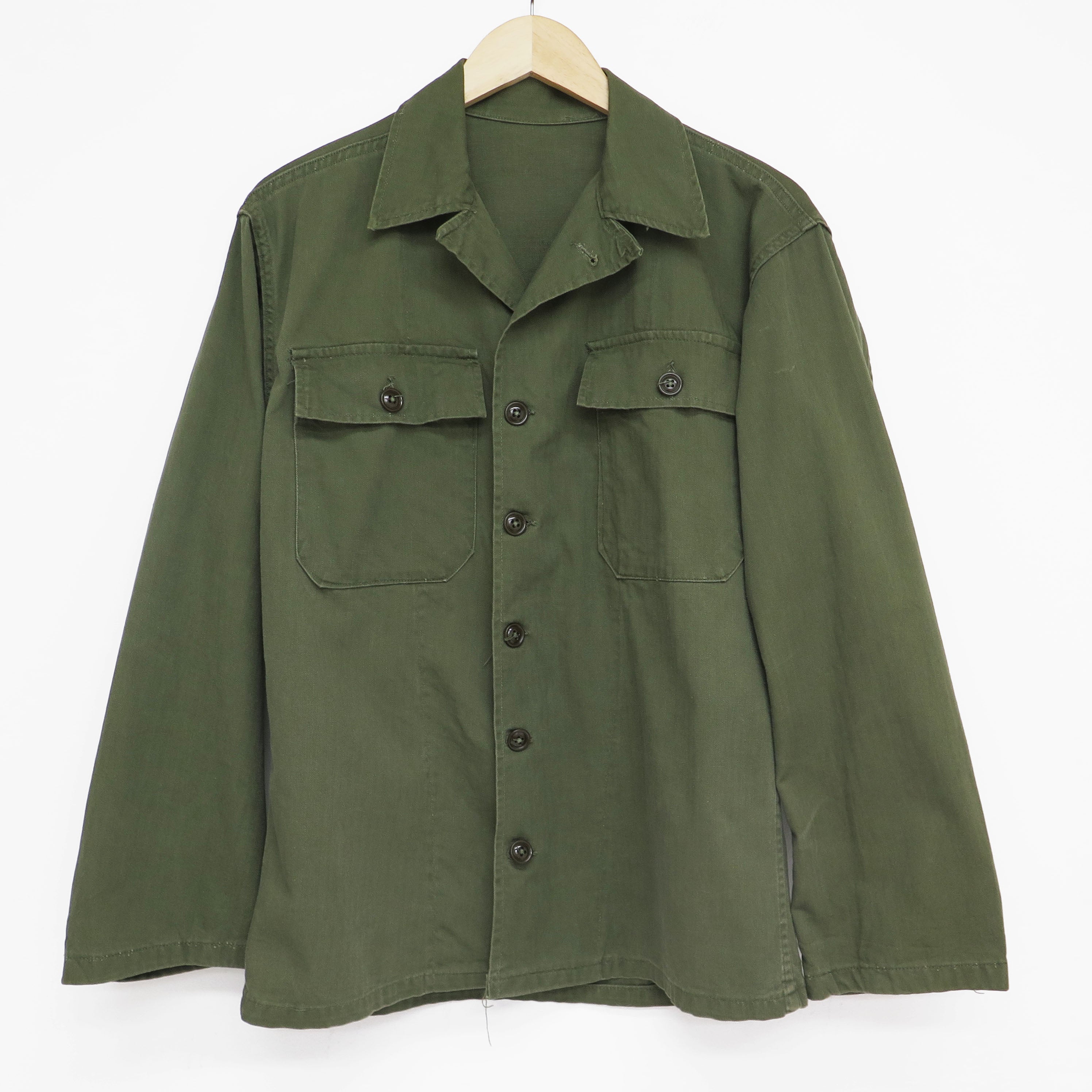 Vintage US Army HBT Herringbone Twill Utility Shirt - 1950s Early Vietnam Era - Size Small - Military Reenactment & Outdoor Adventure Gear