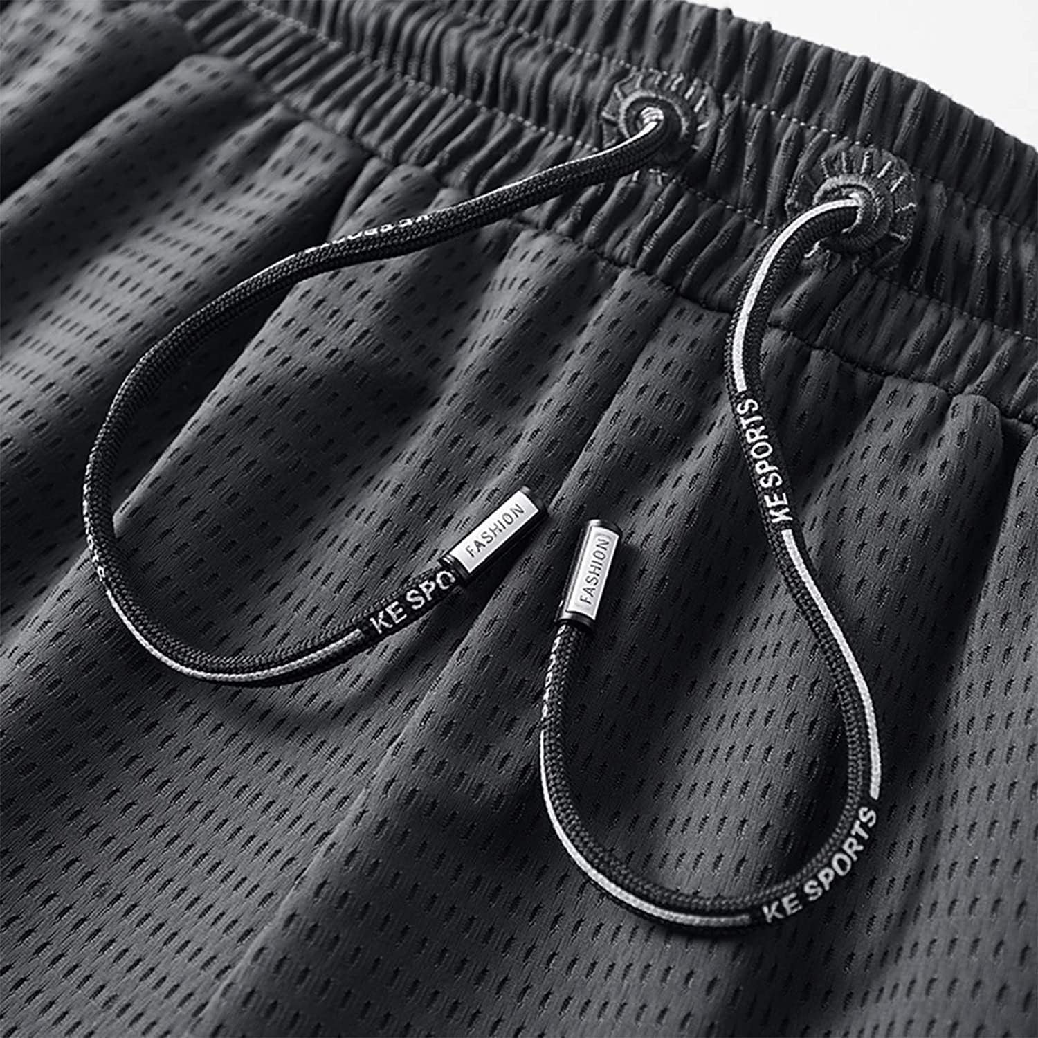 LAKIMHO Men's Athletic Shorts - Breathable Mesh Gym Shorts with Elastic Waistband & Zipper Pockets for Running, Workout, Training - Perfect for Fitness, Jogging and Casual Wear