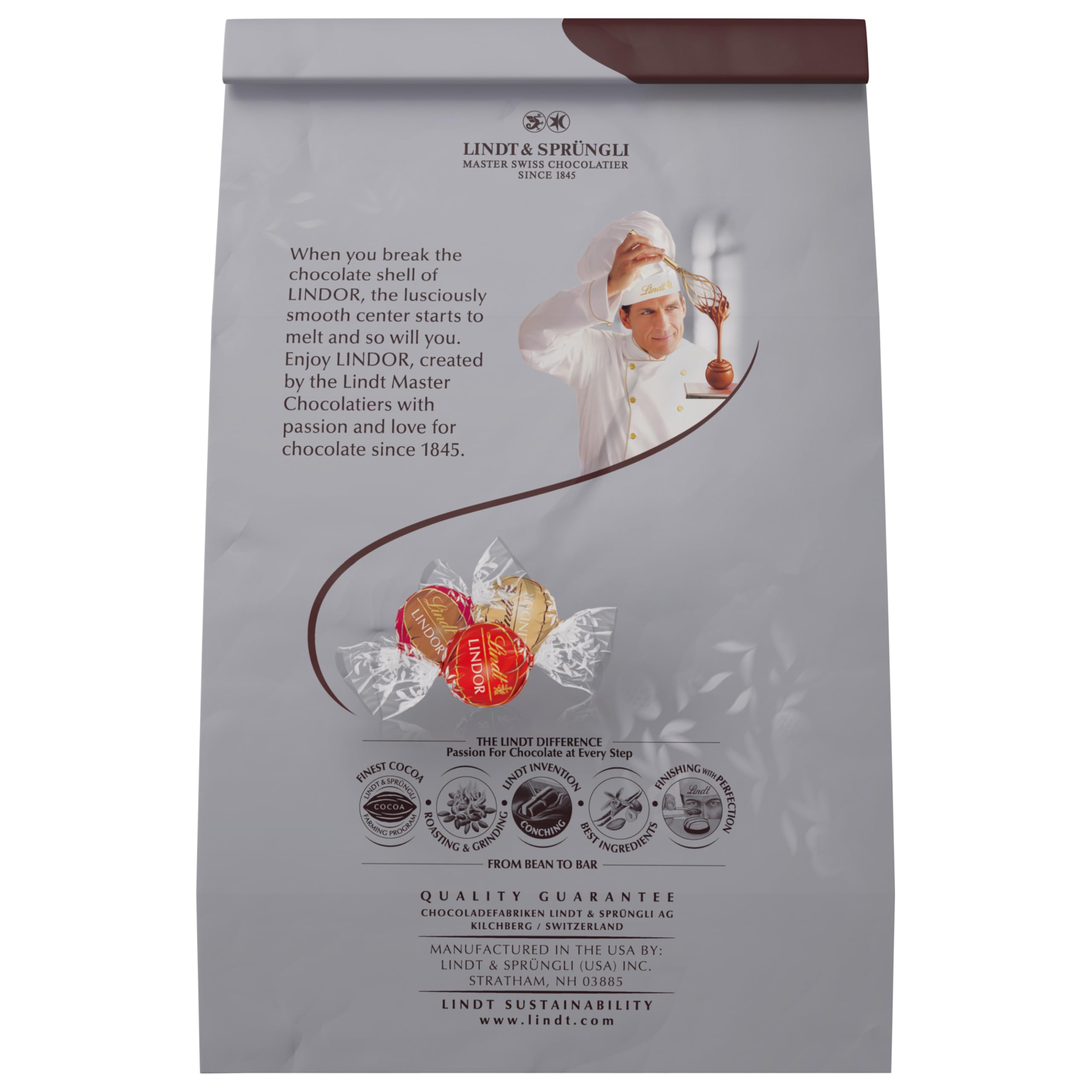 Lindt LINDOR Milk Chocolate Truffles Assortment - Smooth Melting Center, 15.2 oz Bag - Perfect for Gifts, Parties & Holiday Treats