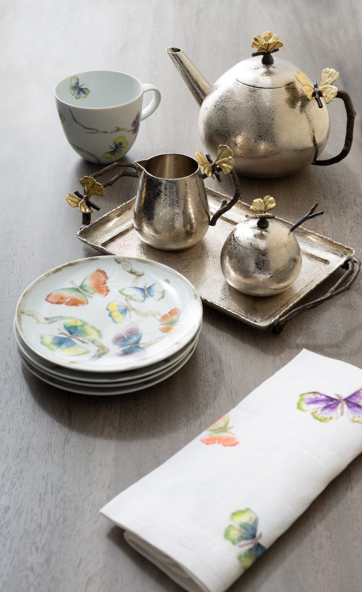 Butterfly Ginkgo Ceramic Pot with Spoon - Elegant Tea Canister & Sugar Jar for Kitchen & Dining Room Decor