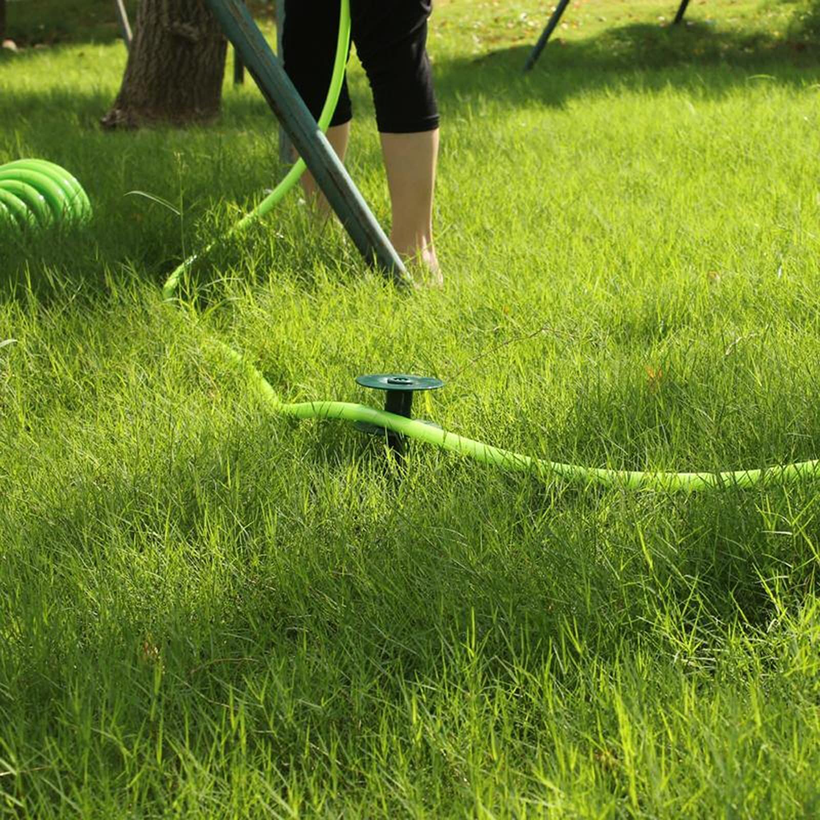 2PCS Heavy Duty Garden Hose Guide Stakes - Dark Green Lawn Hose Support for Plant Protection & Watering