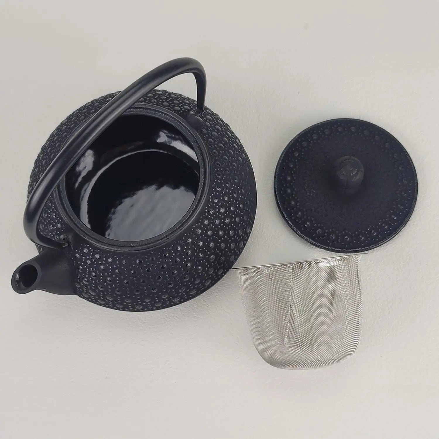 Premium Iwachu Nambu Cast Iron Teapot - Japanese Tetsukyusu with Kikko Pattern for Authentic Matcha & Loose Leaf Tea Brewing - Perfect for Tea Ceremonies, Home Use & Gifts