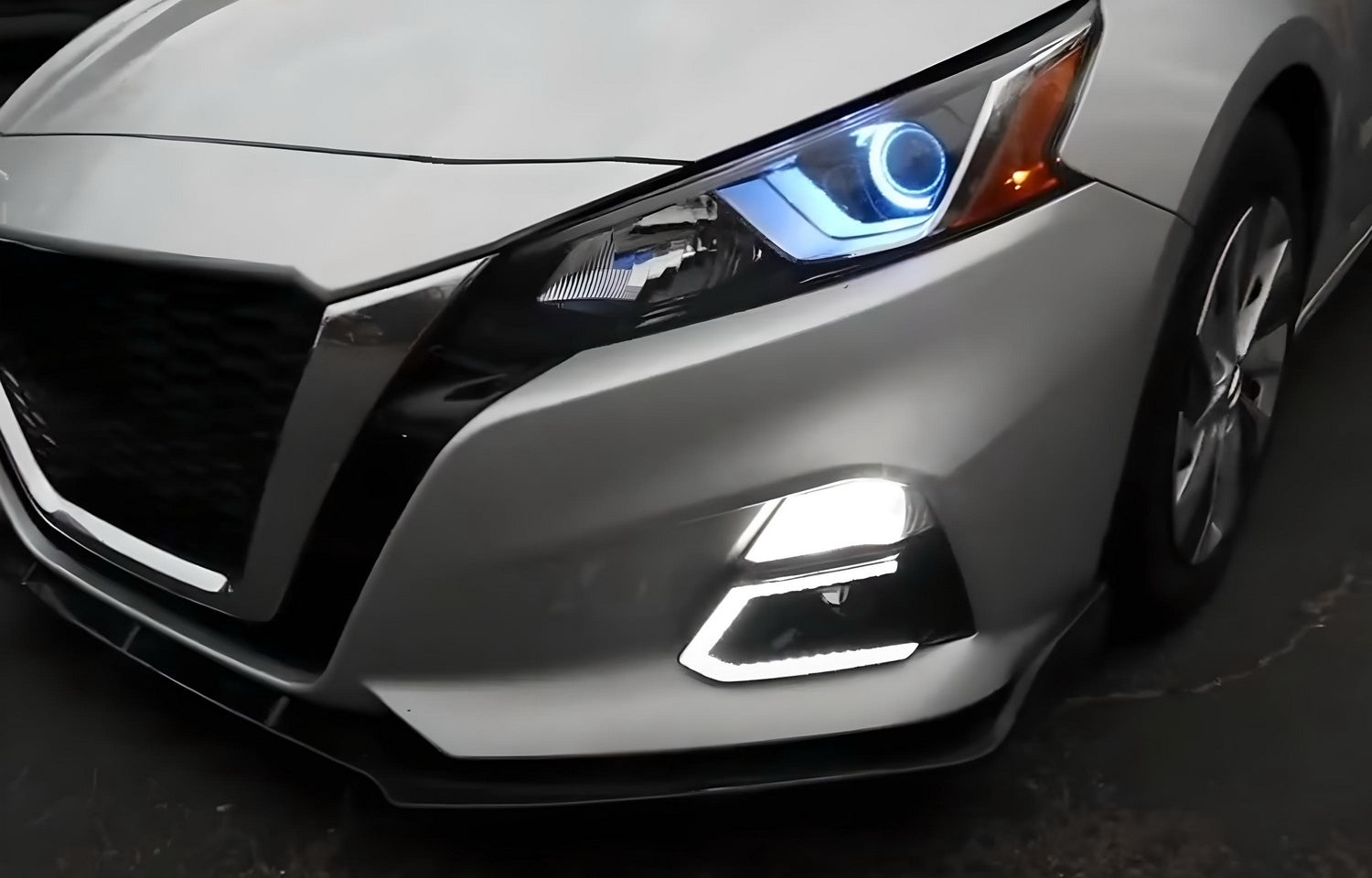Clear Lens Turn Signal Lamp Replacement - White LED DRL & Amber Blinker Compatible with 2019-2022 Nissan Altima - Upgrade Your Car's Style & Visibility for Daytime & Night Driving
