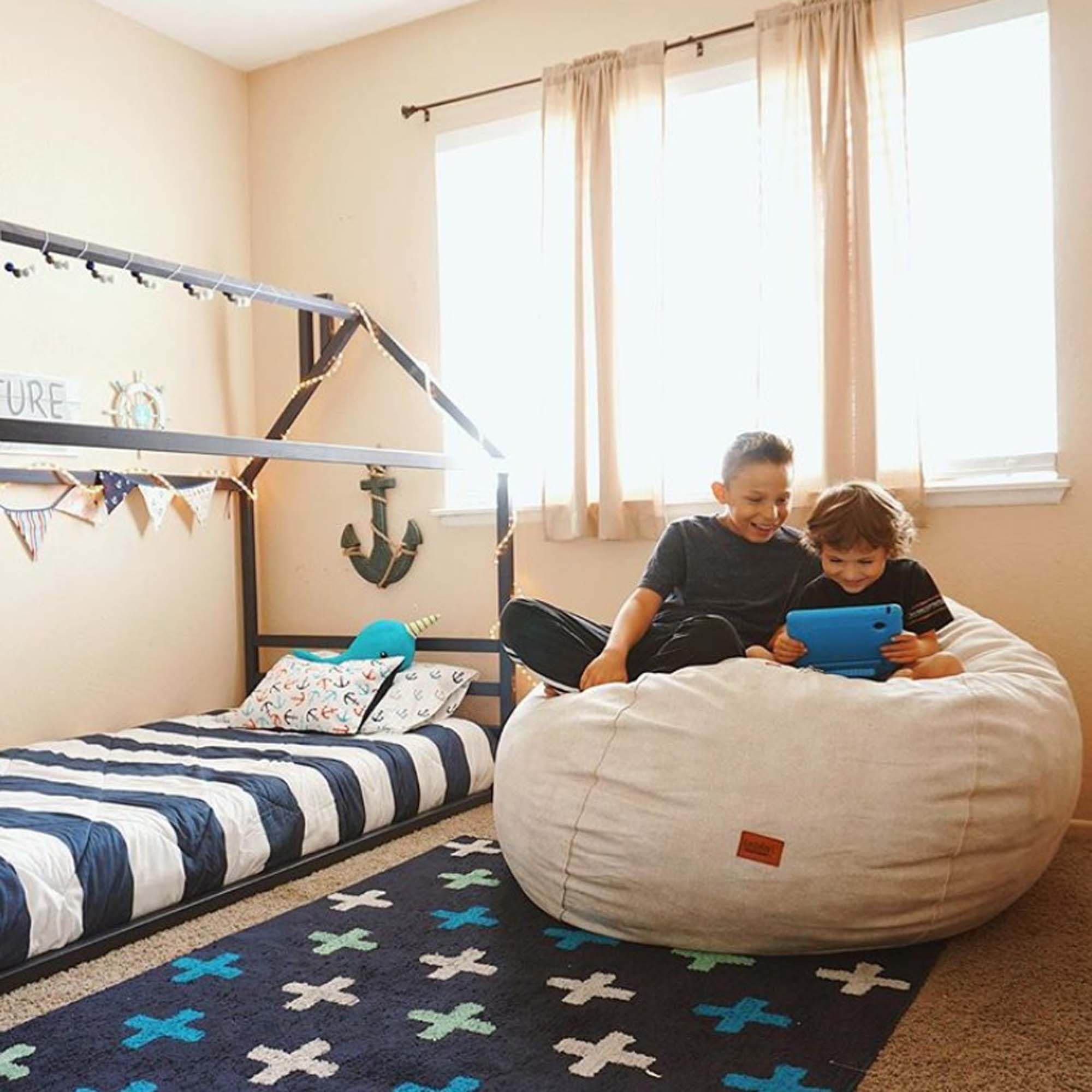 Montessori Kids House Bed - Twin Size for Cozy Sleep & Play